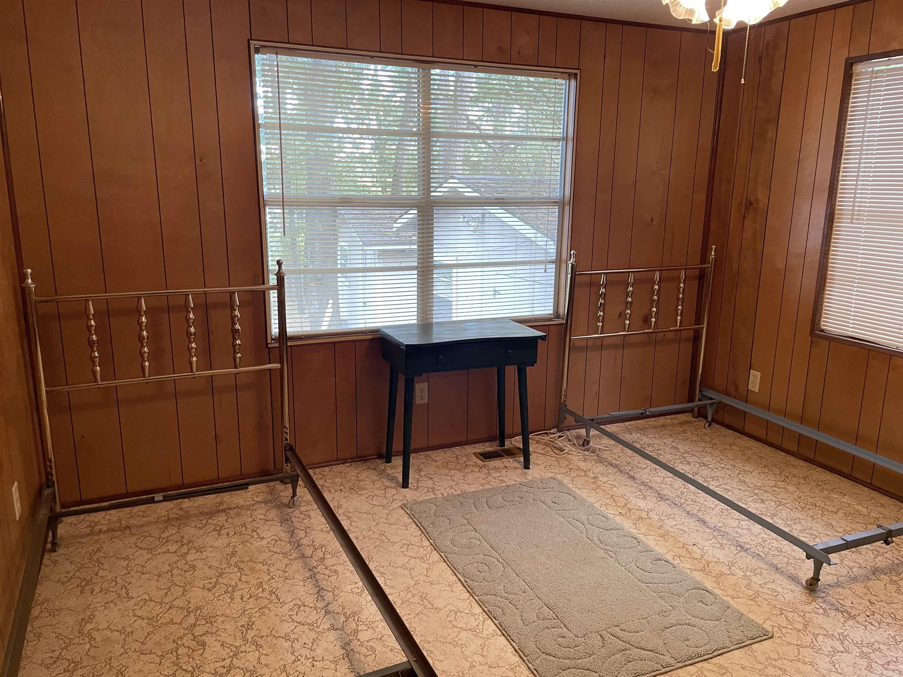 24 CEDAR Street Higden, AR 72067