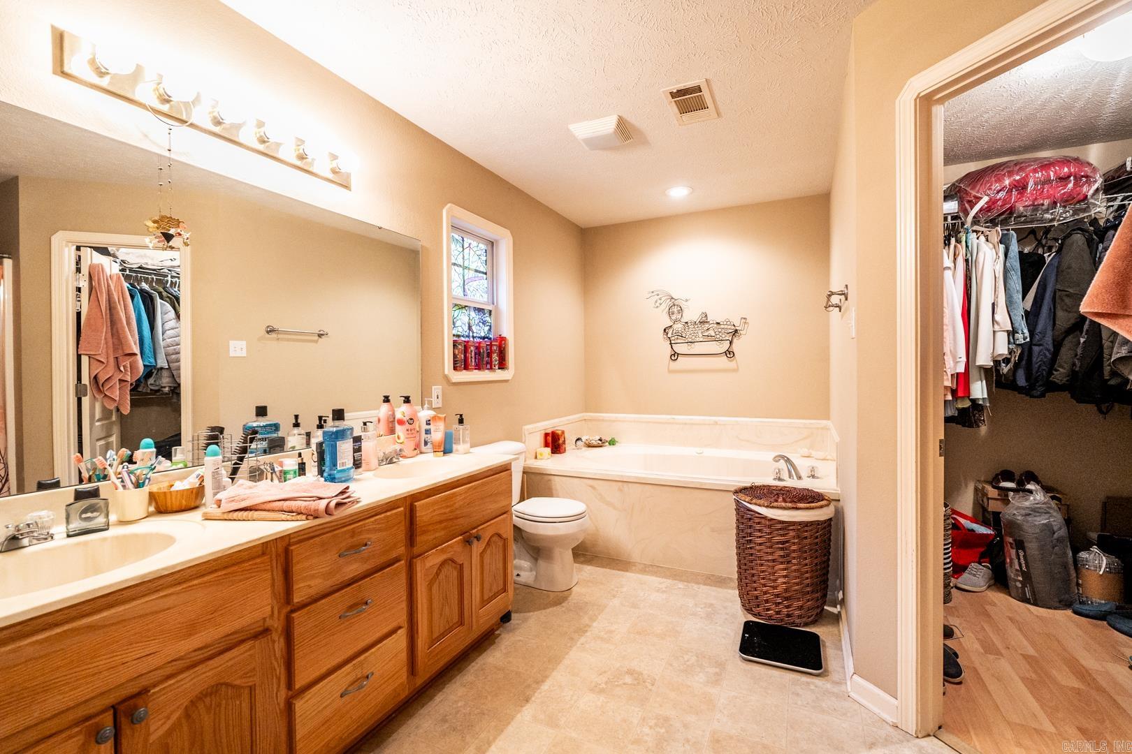 1665 Highpoint Conway, AR 72034