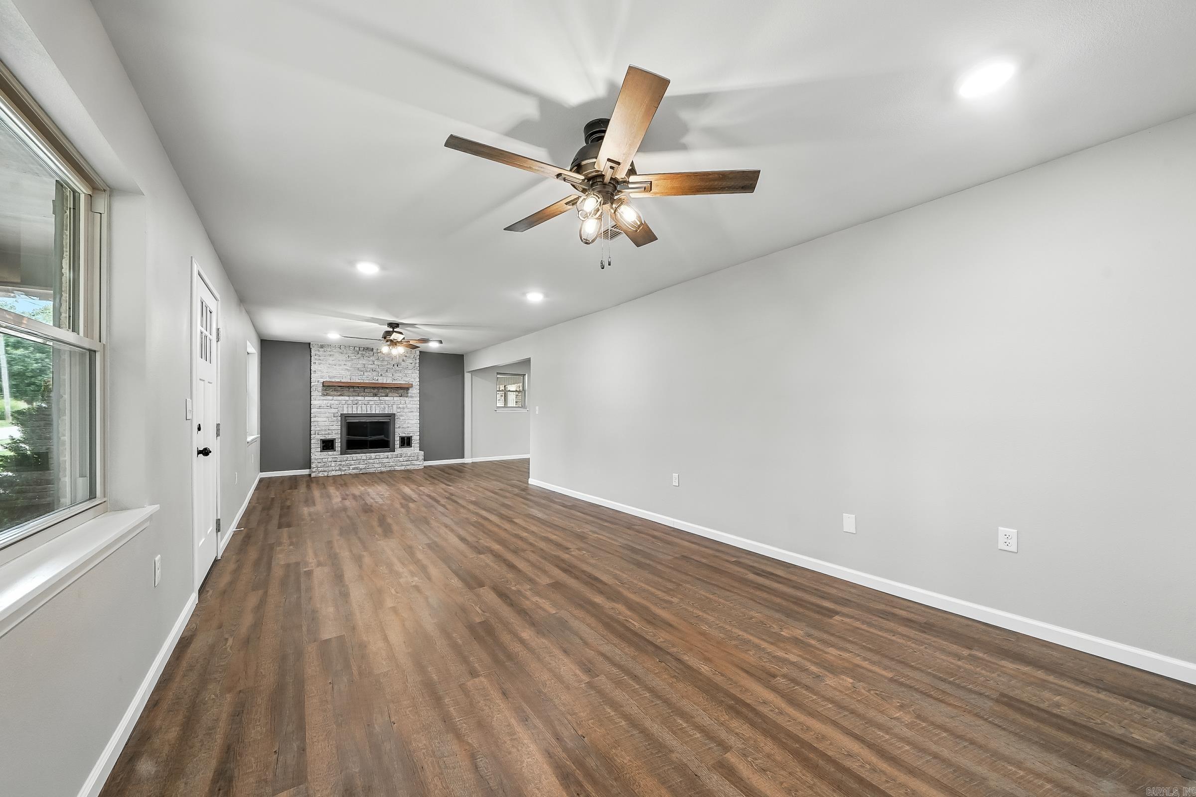 211 Adams street N  Mena, AR