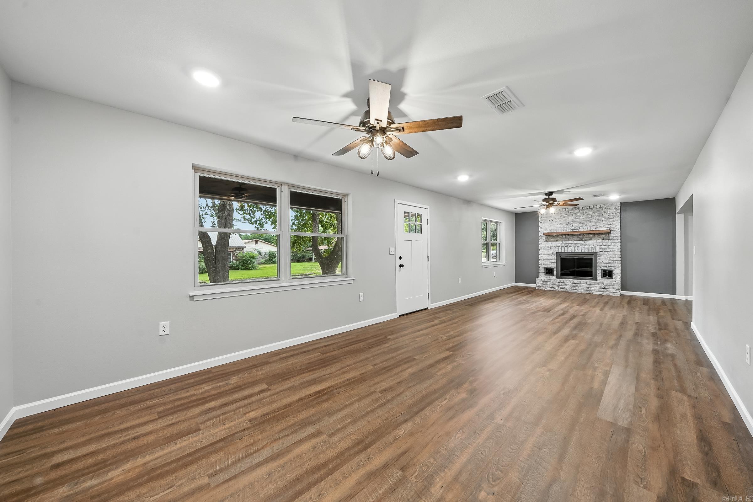 211 Adams street N  Mena, AR