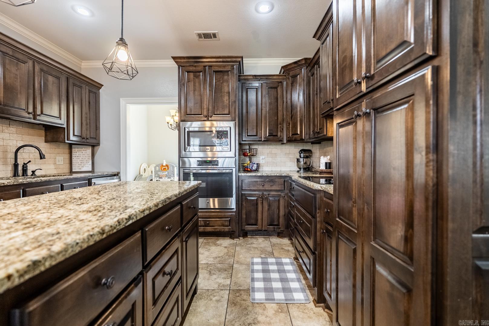 38 Colt Loop  Greenbrier, AR