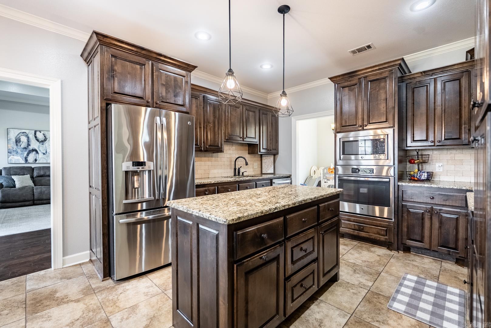 38 Colt Loop  Greenbrier, AR