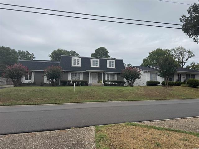 905  Cherry Hill  North Little Rock, AR