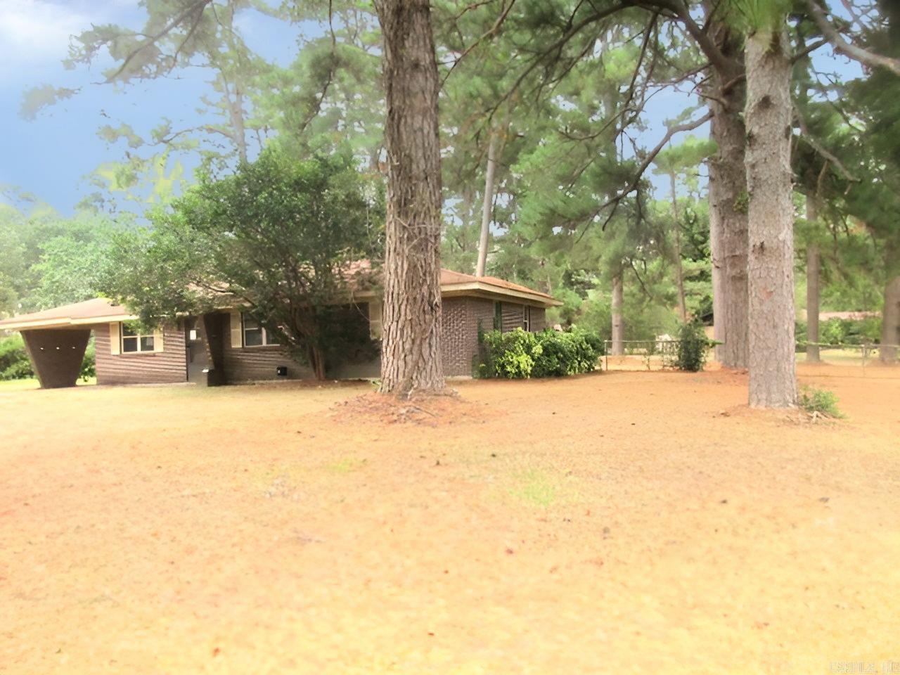 7438 Suburbia  Pine Bluff, AR