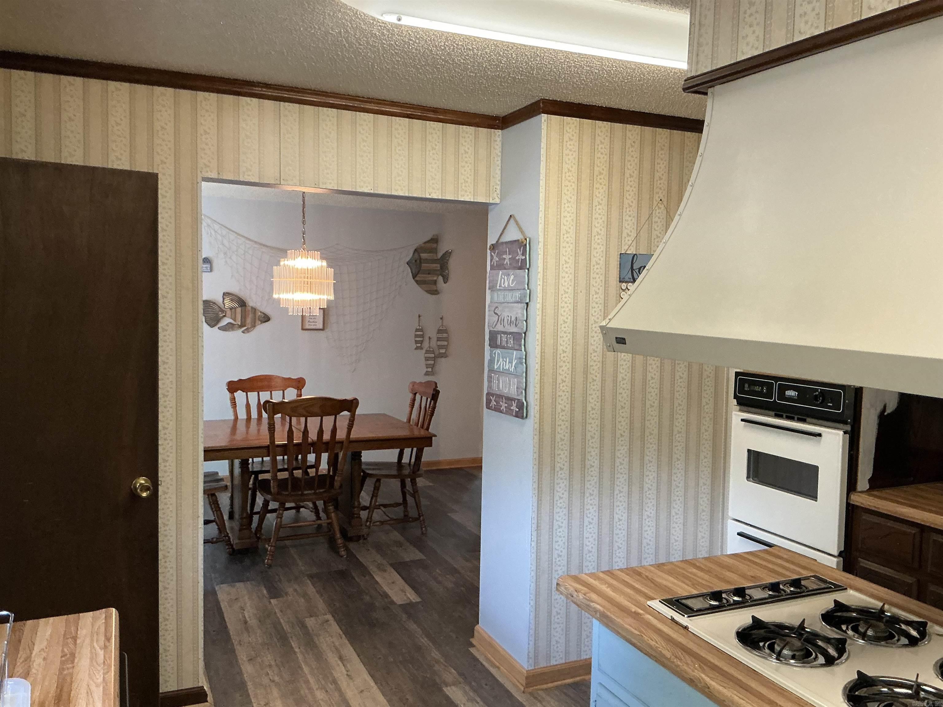 14 Charlotte  Mayflower, AR
