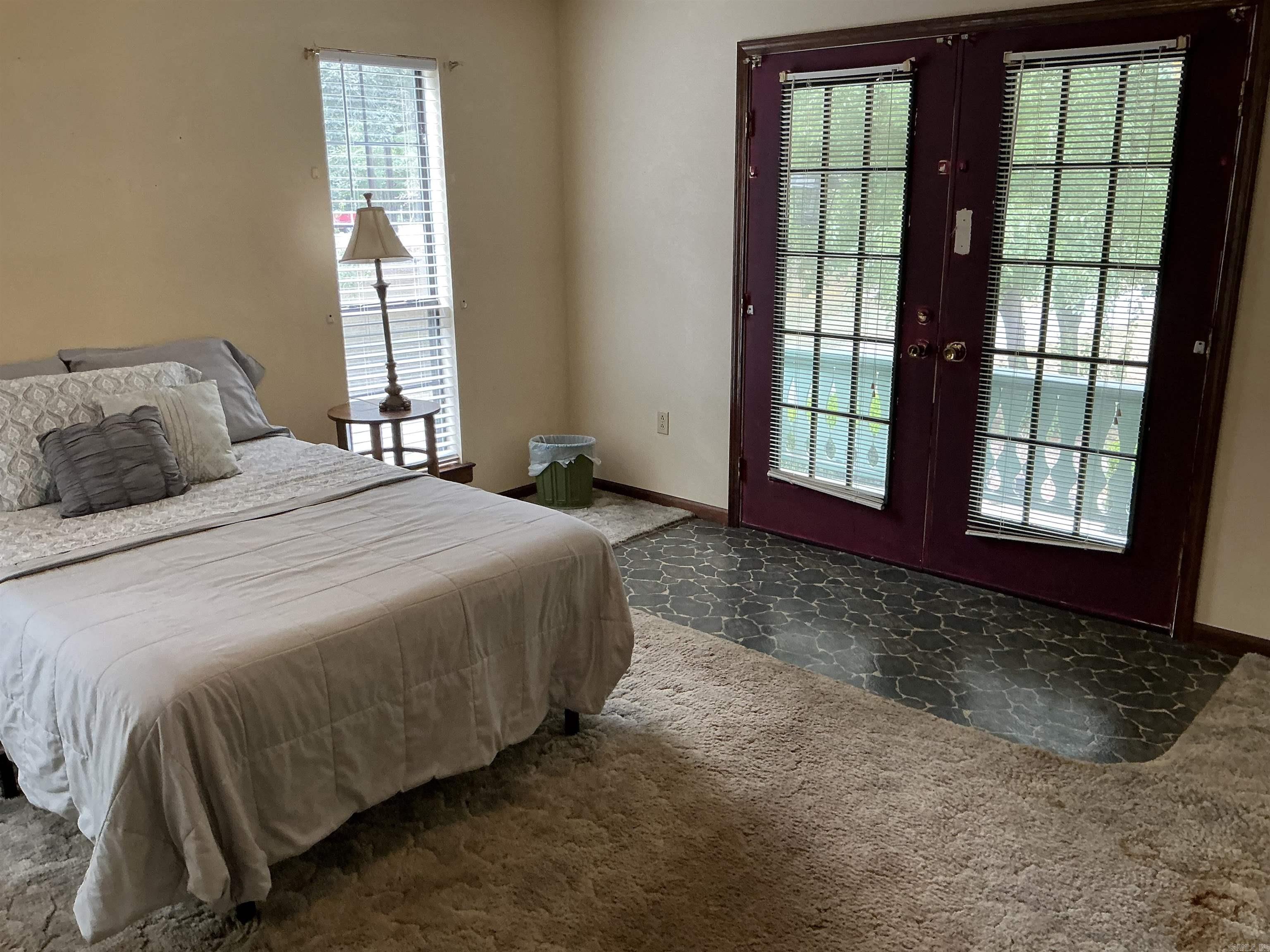 14 Charlotte  Mayflower, AR