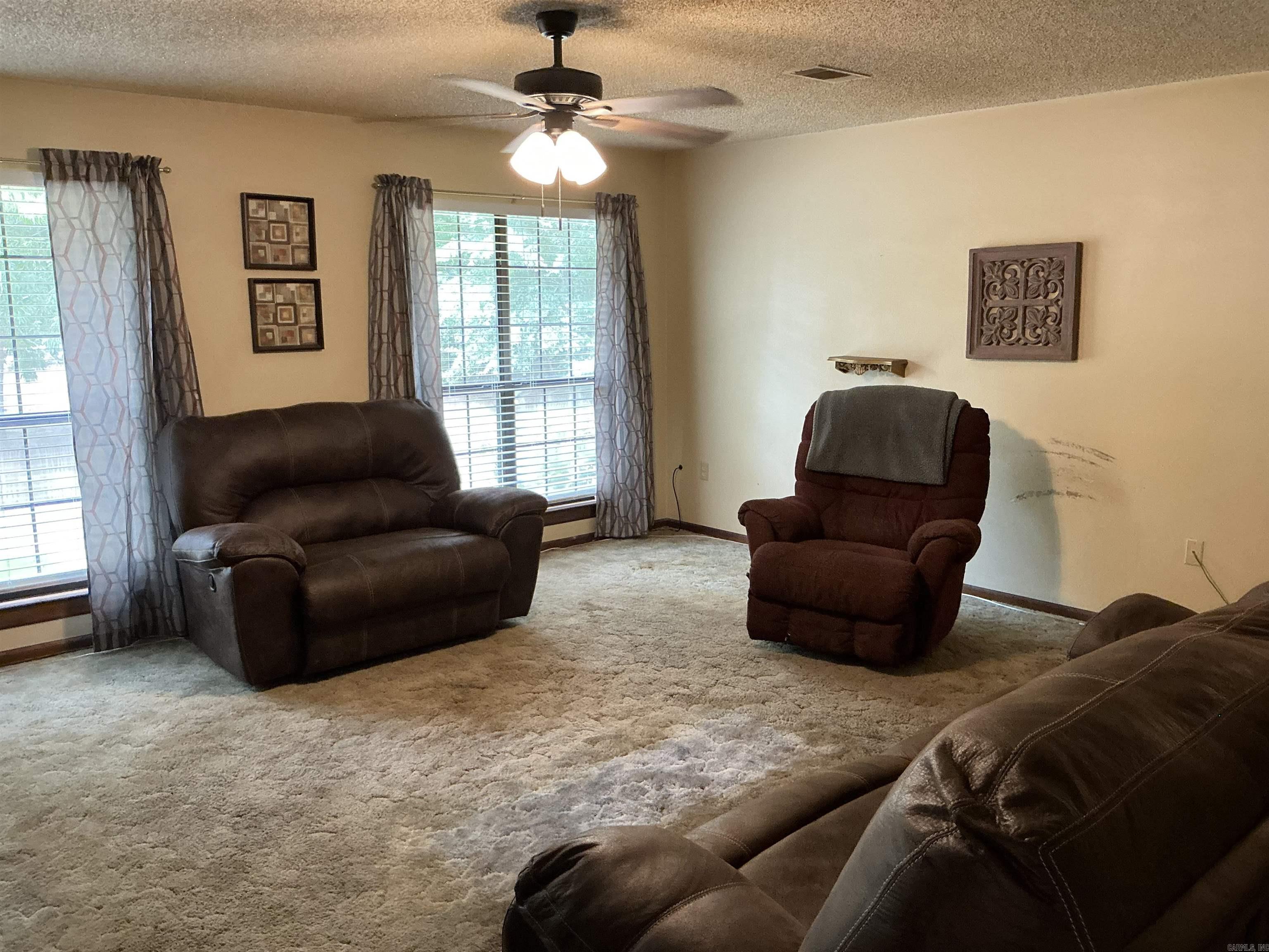 14 Charlotte  Mayflower, AR