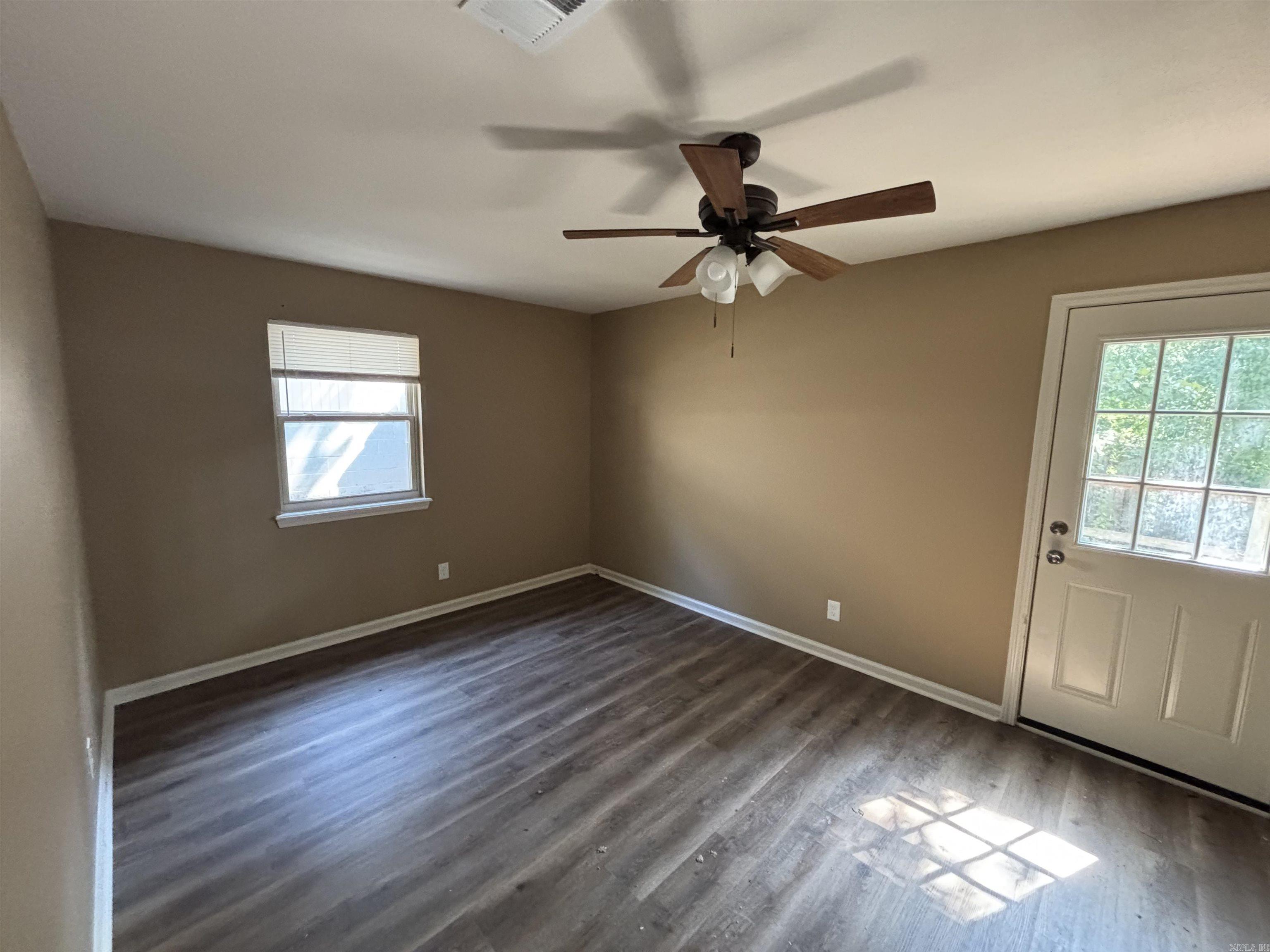 4936 Longview Dr  North Little Rock, AR