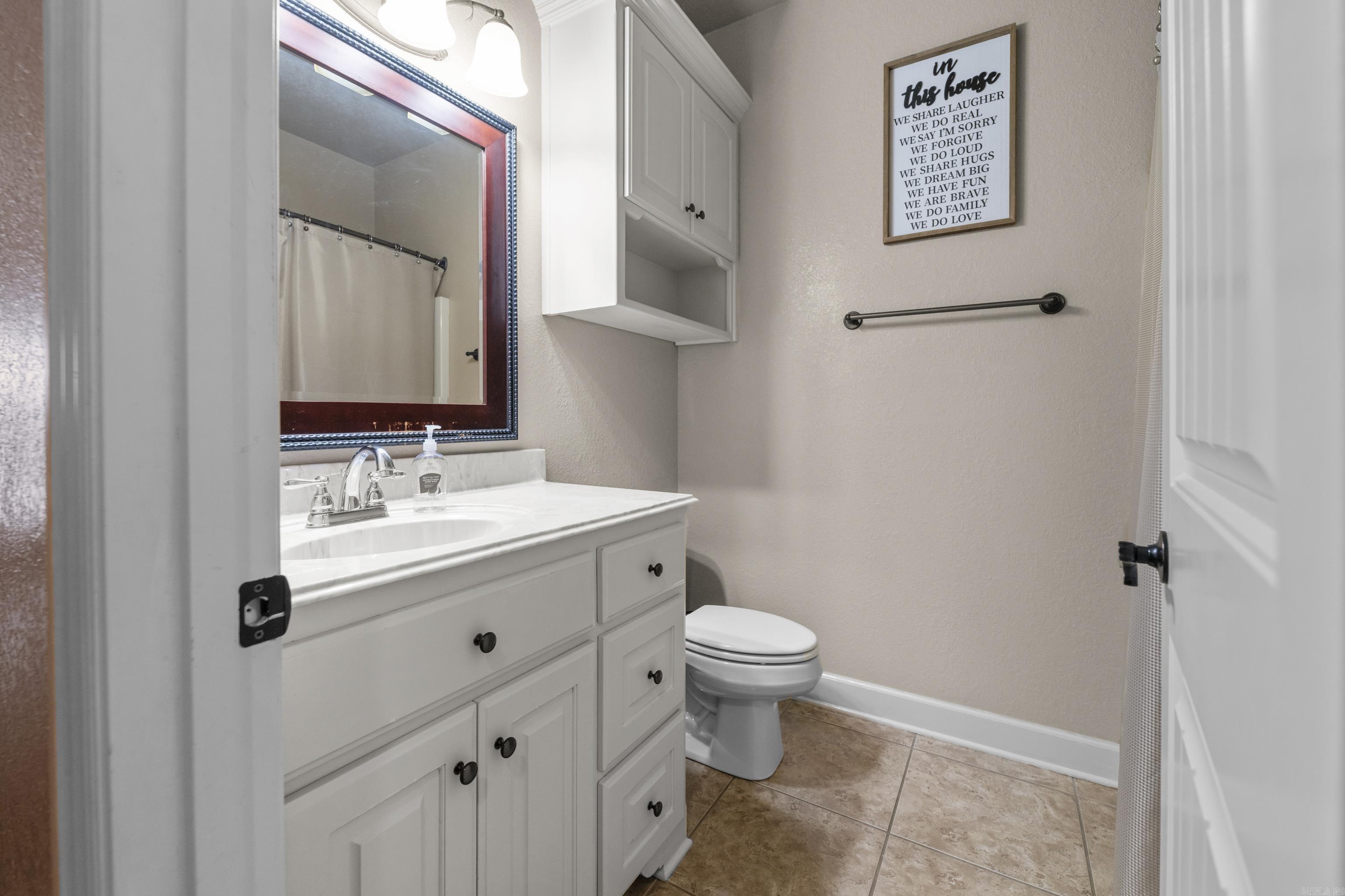 2000 Airborn Drive Jacksonville, AR 72076