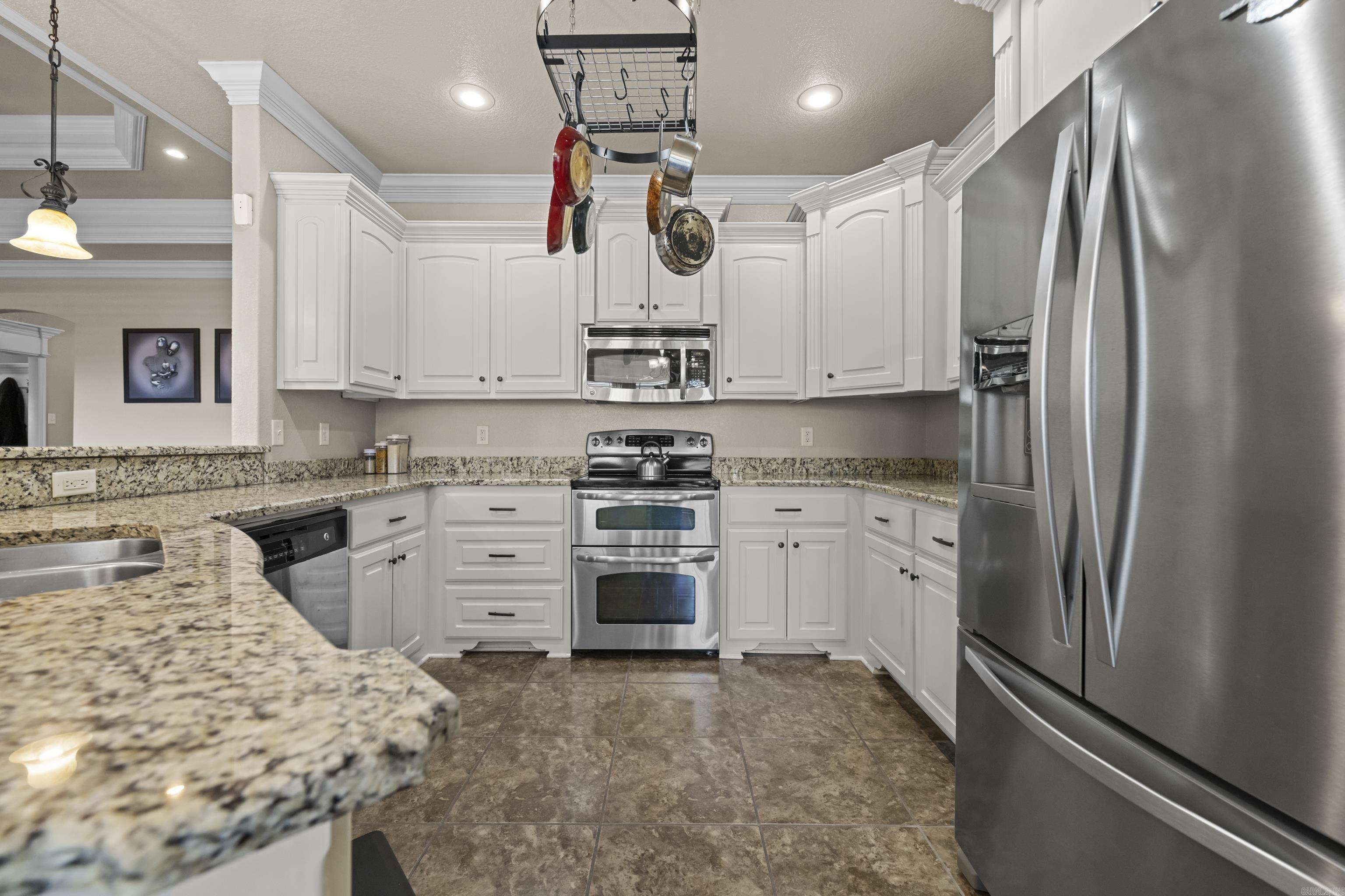 2000 Airborn Drive Jacksonville, AR 72076