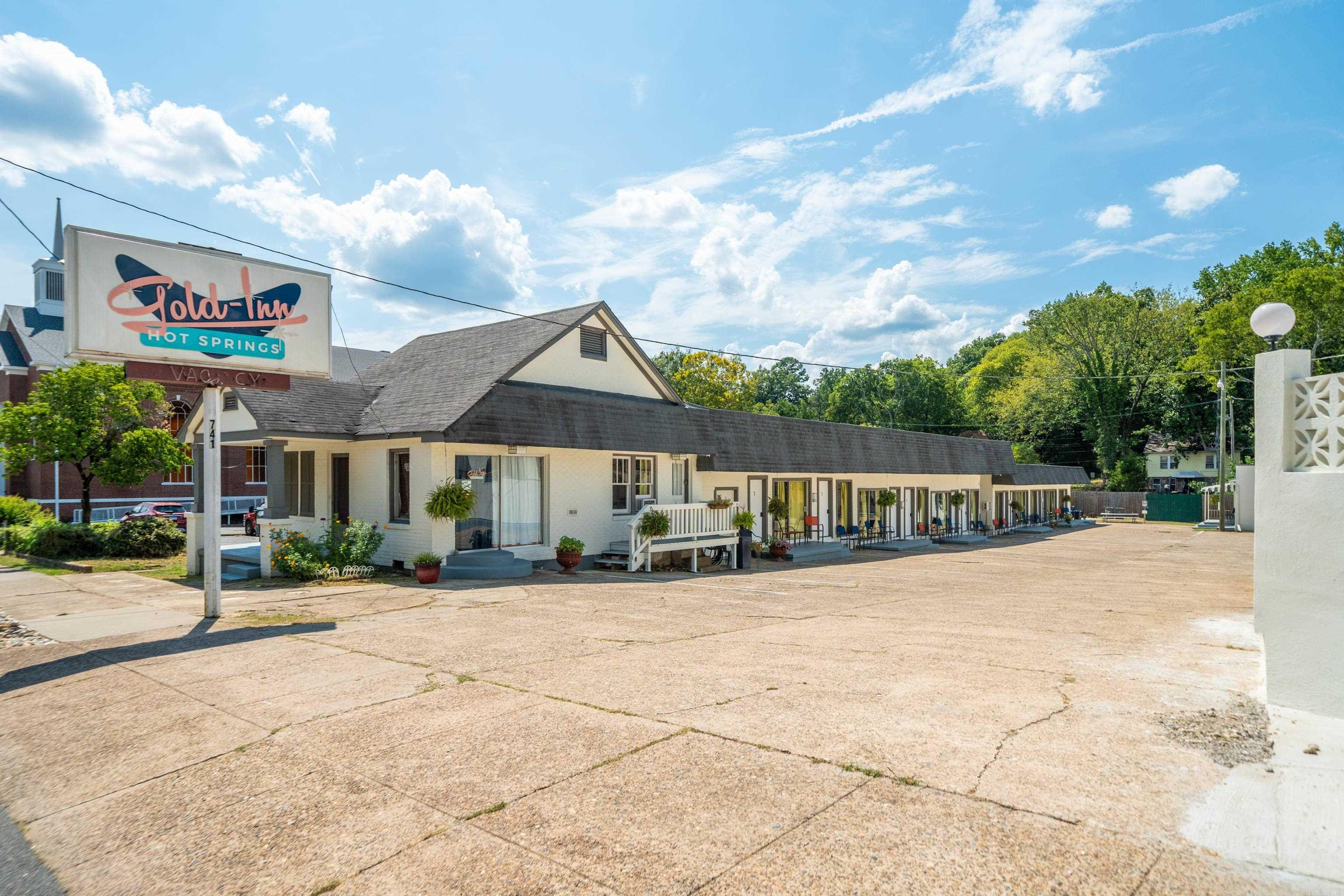 741 Park 745 Park Ave. Hot Springs, AR