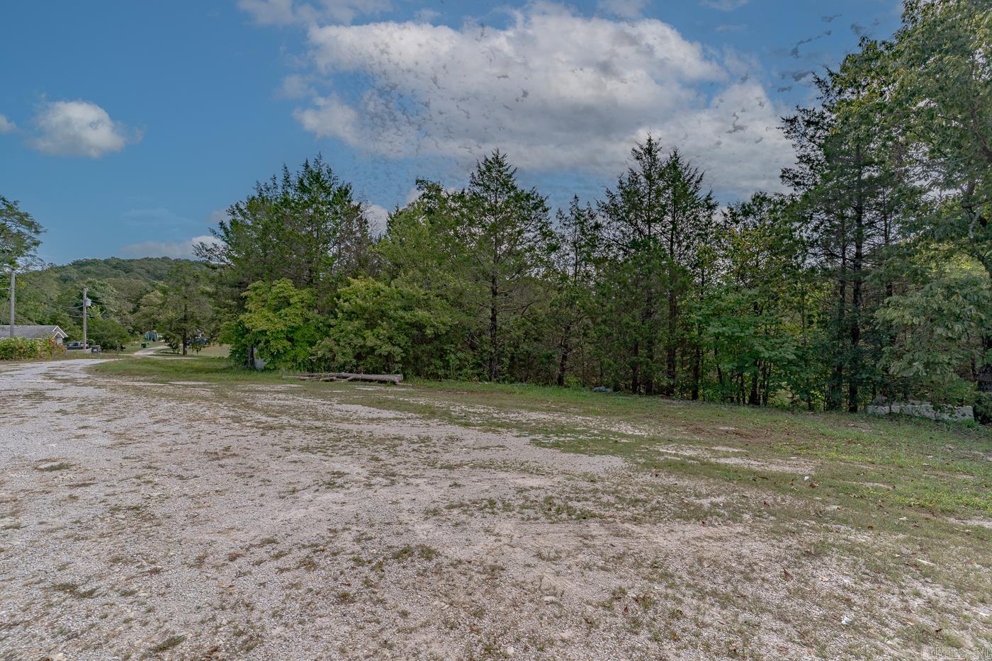 72 Piper Ln  Salesville, AR