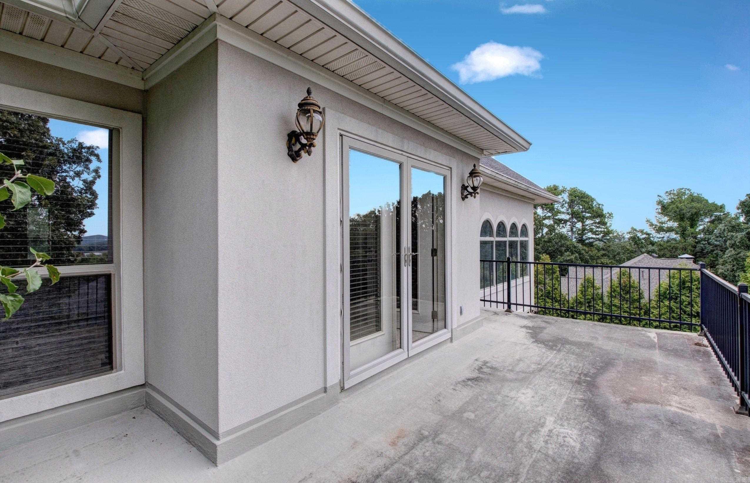 119 Manitou  Maumelle, AR