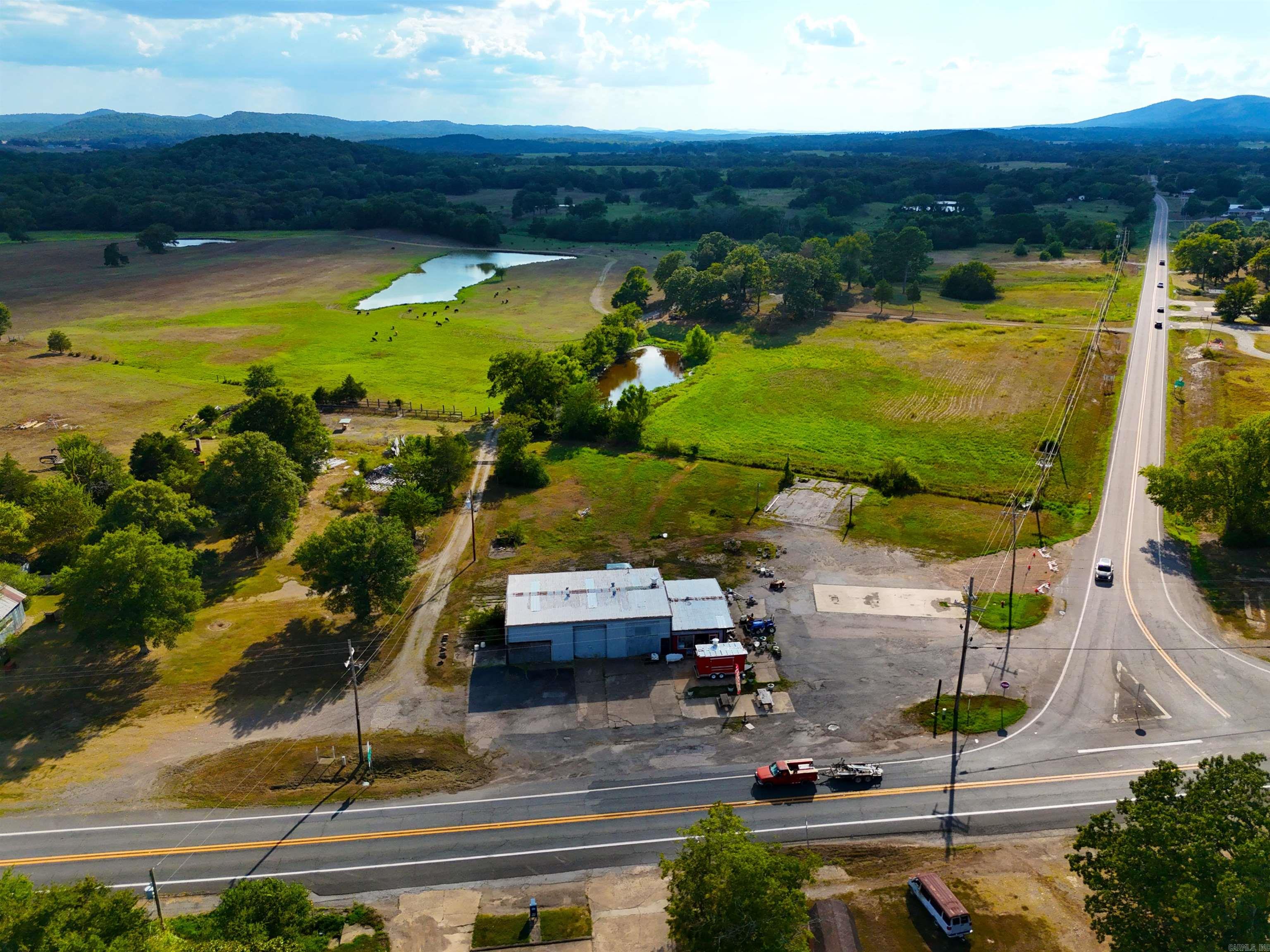 3675 W Highway 270  Pencil Bluff, AR