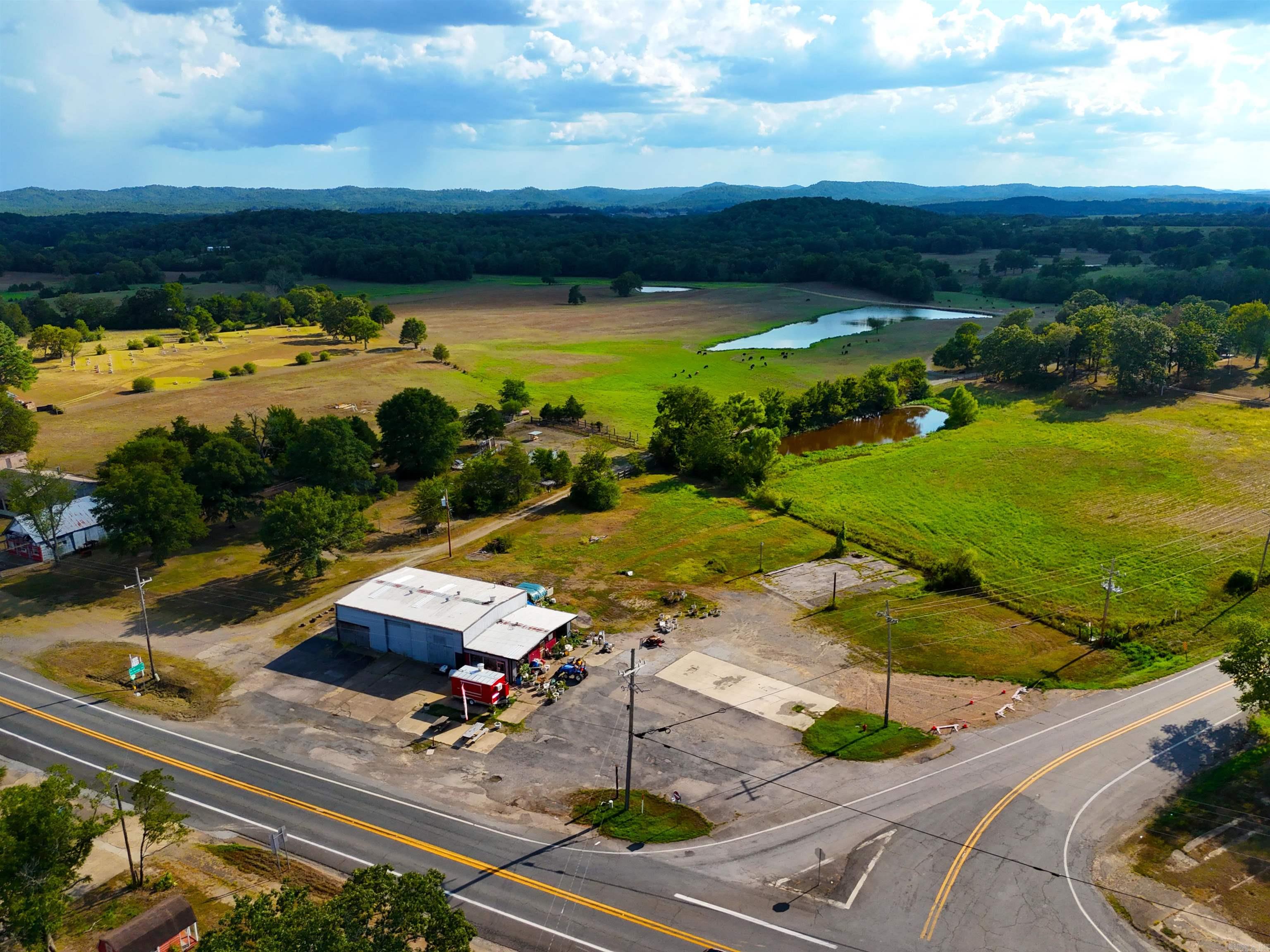 3675 W Highway 270  Pencil Bluff, AR
