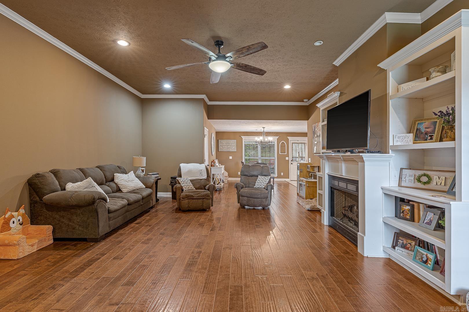 1940 Mountain Ridge  Batesville, AR