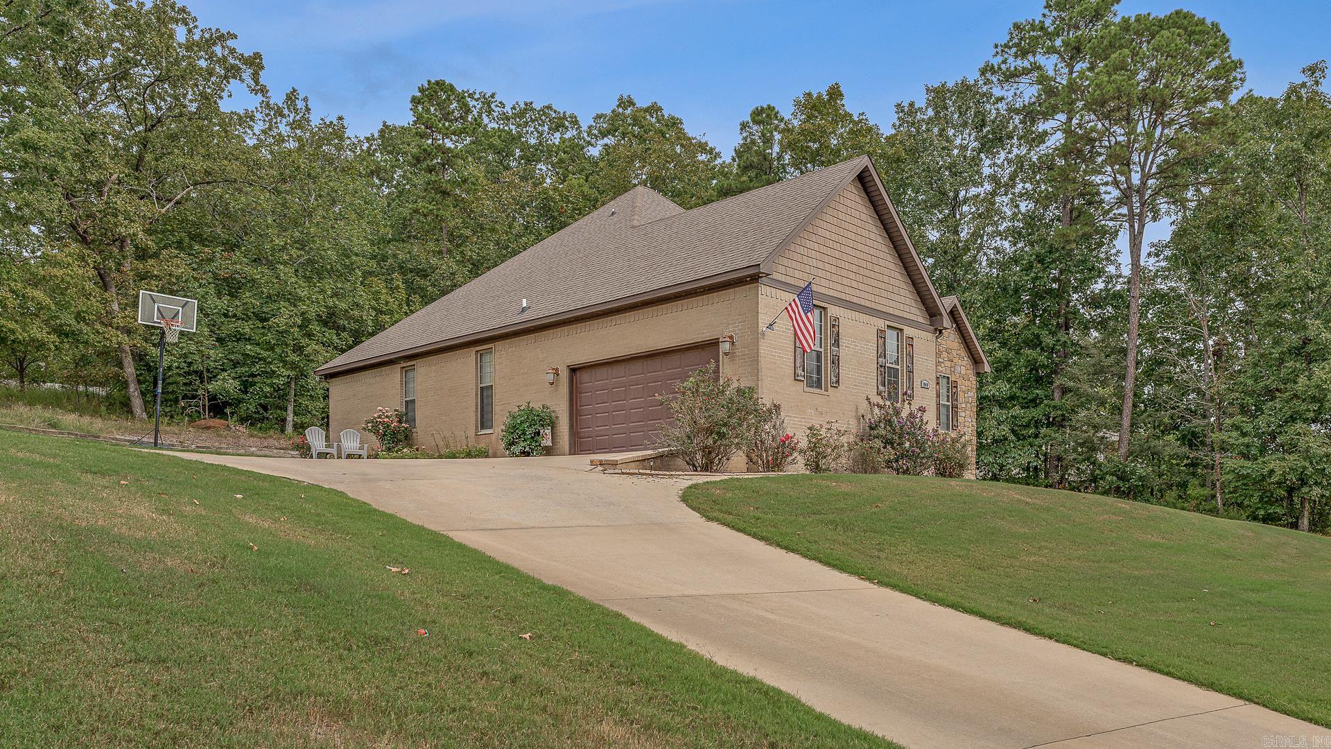 1940 Mountain Ridge  Batesville, AR