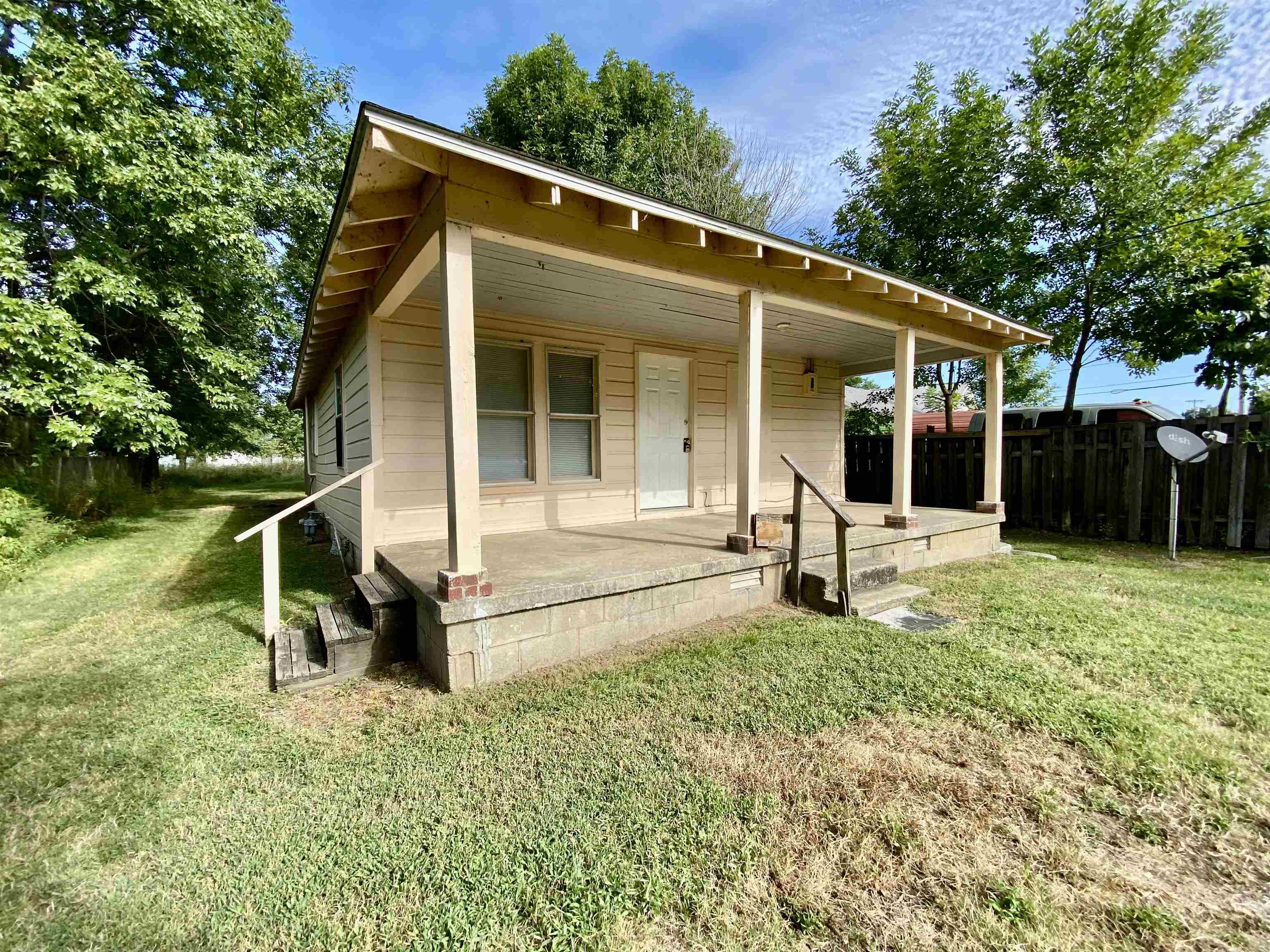 300 SE Miller  Hoxie, AR