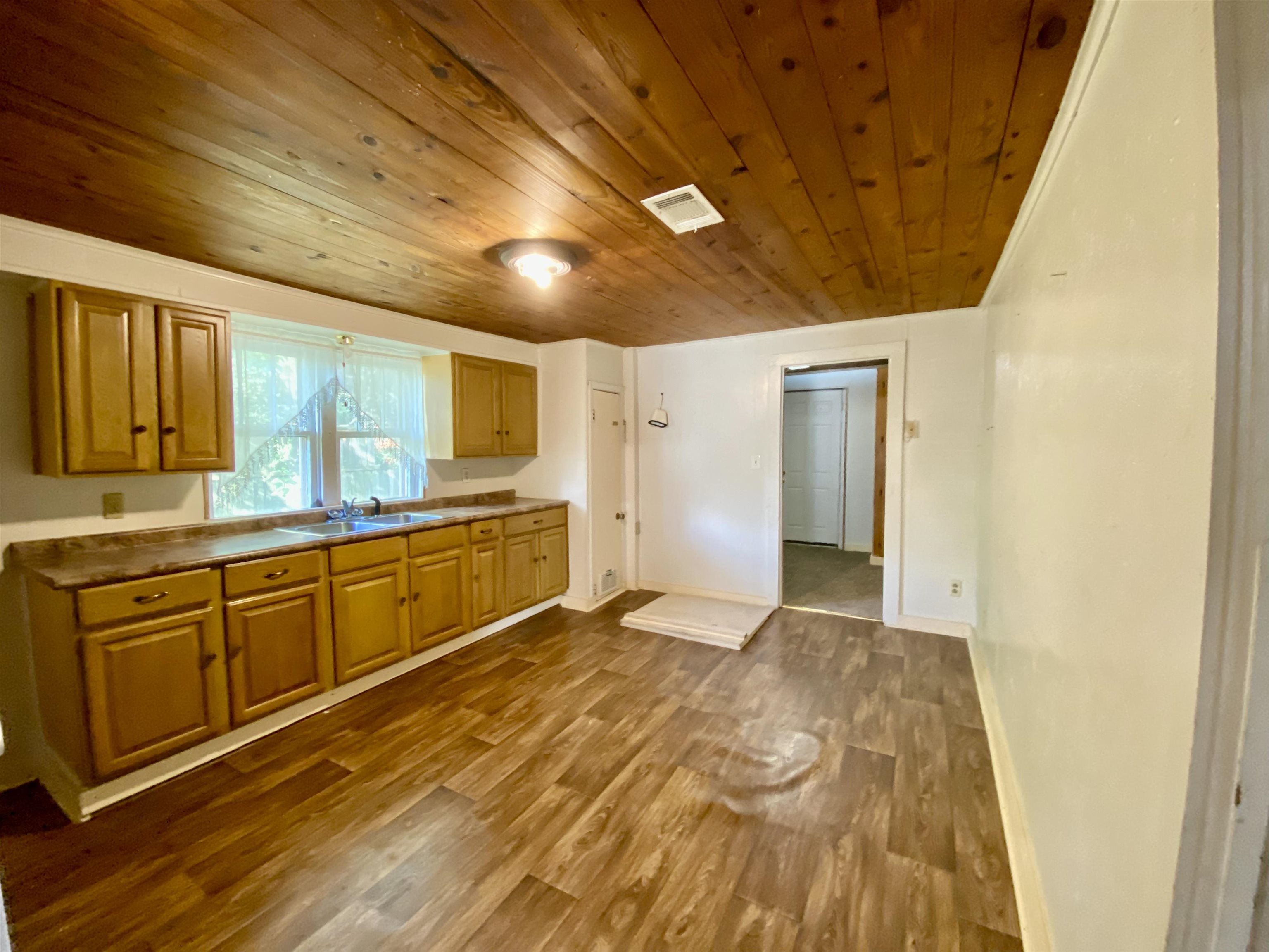 300 SE Miller  Hoxie, AR