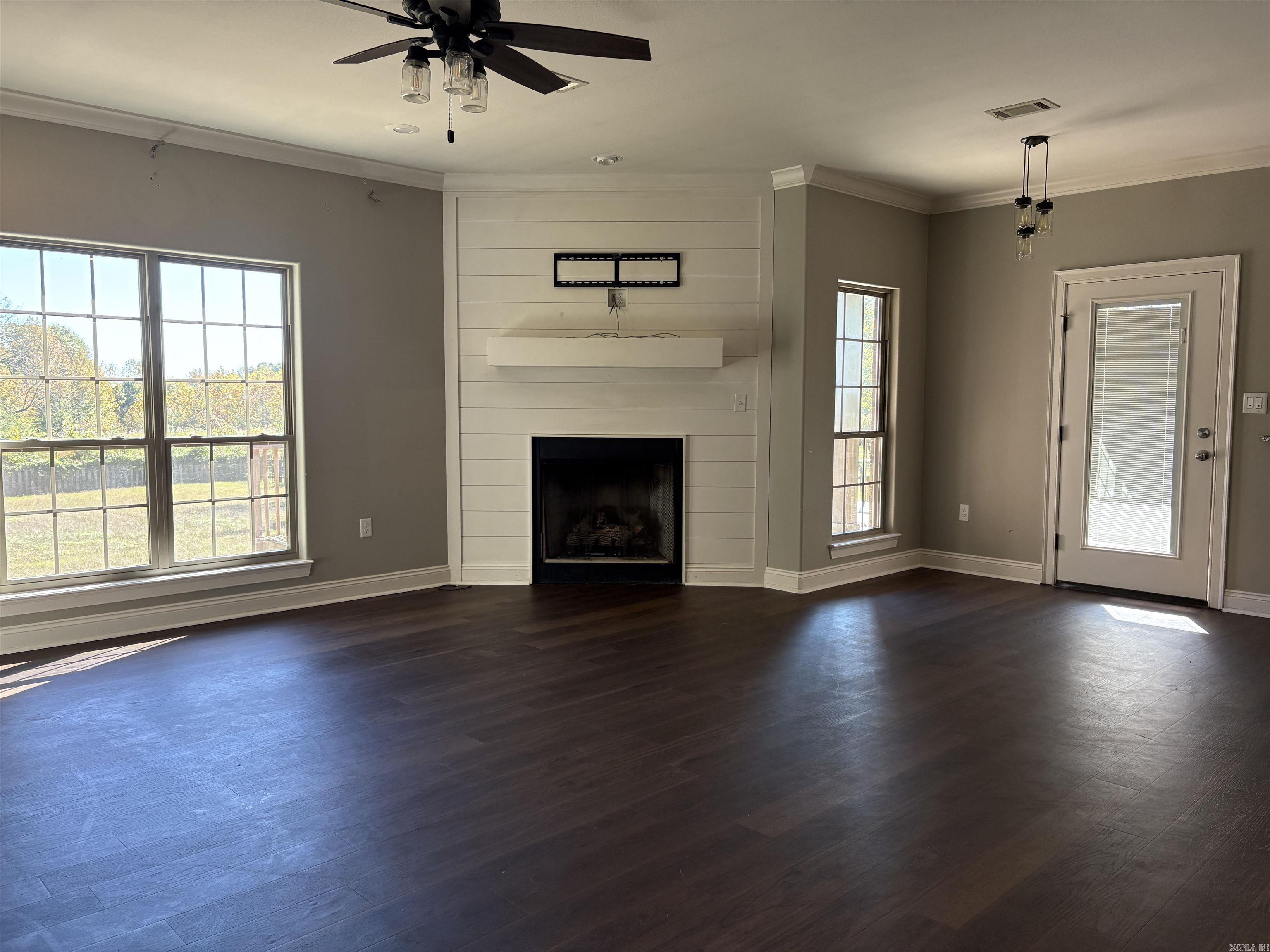 31 Church  Greenbrier, AR