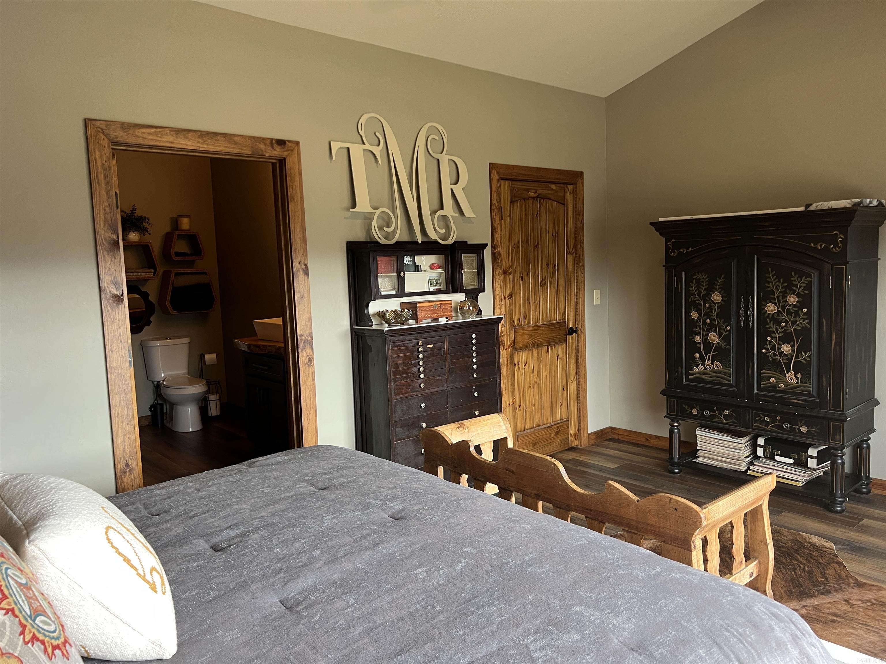 46 Hawkeye  Mount Ida, AR