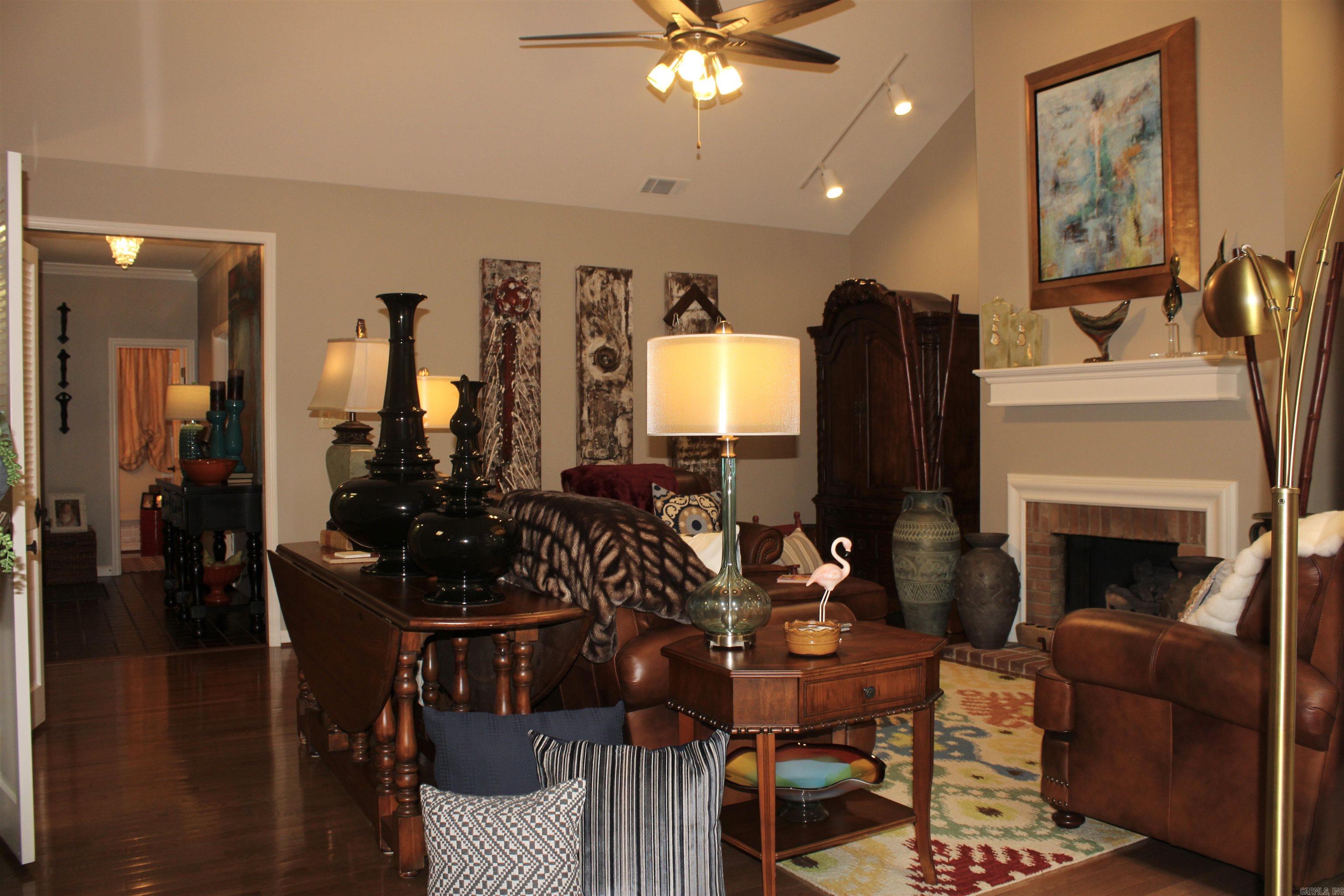 25 Windsor  Little Rock, AR