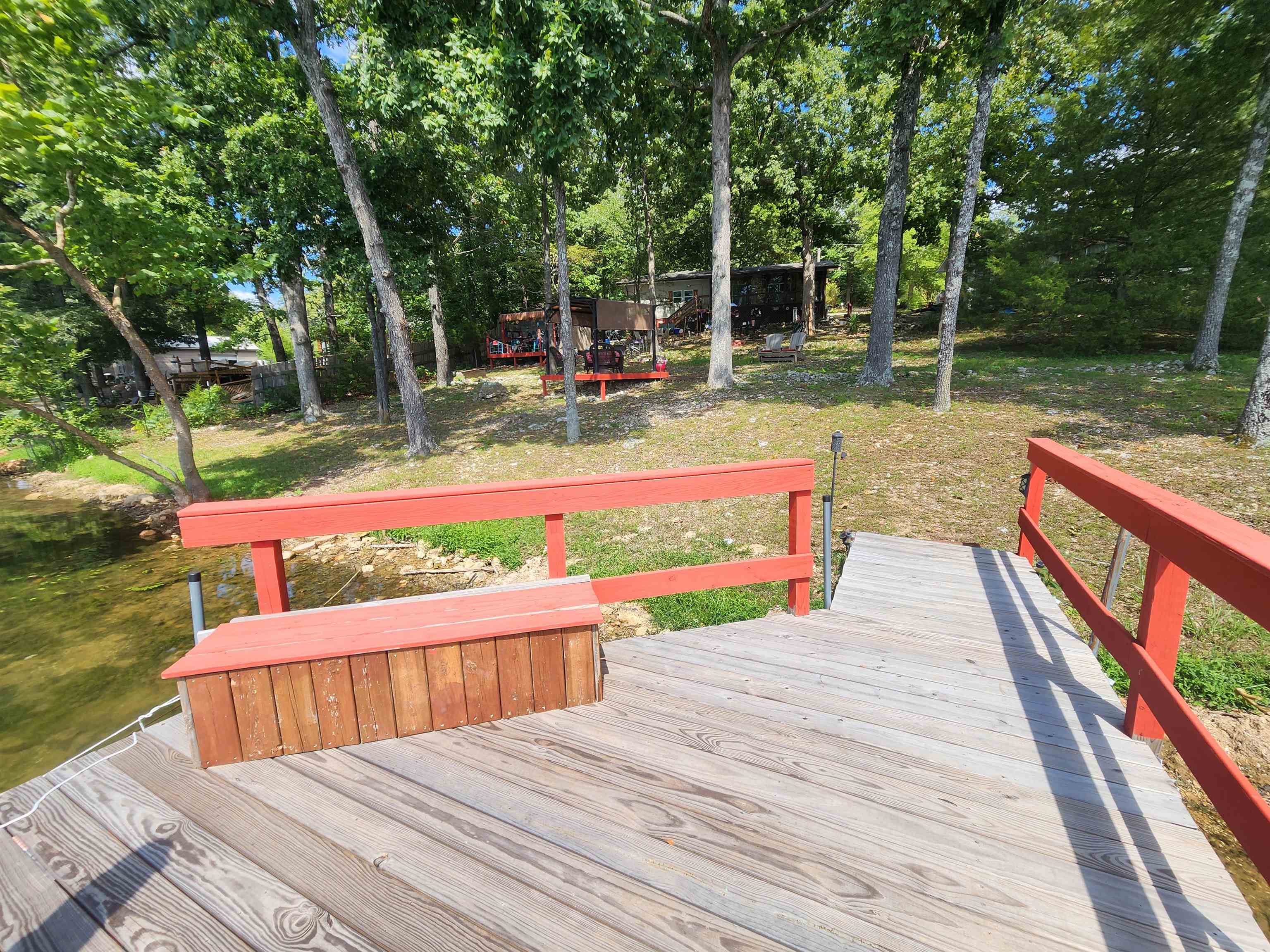 43 E Lakeshore  Highland, AR
