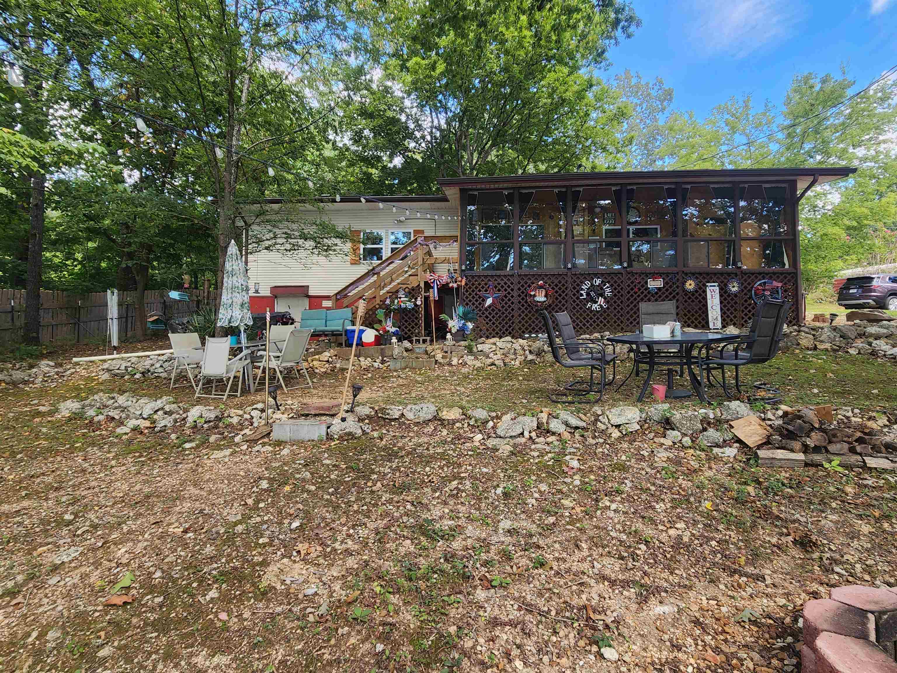 43 E Lakeshore  Highland, AR