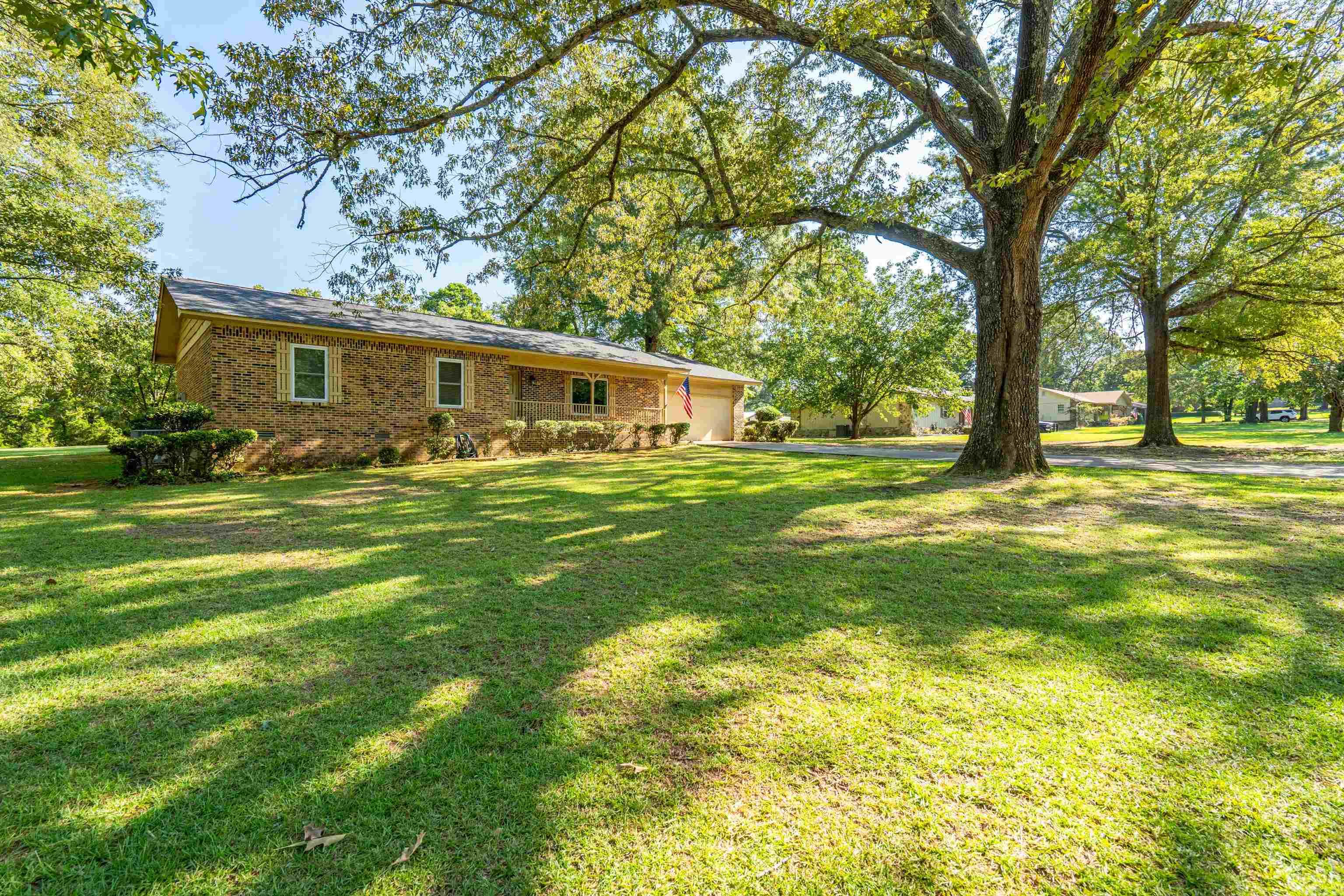 216 Pleasant View Dr  Malvern, AR