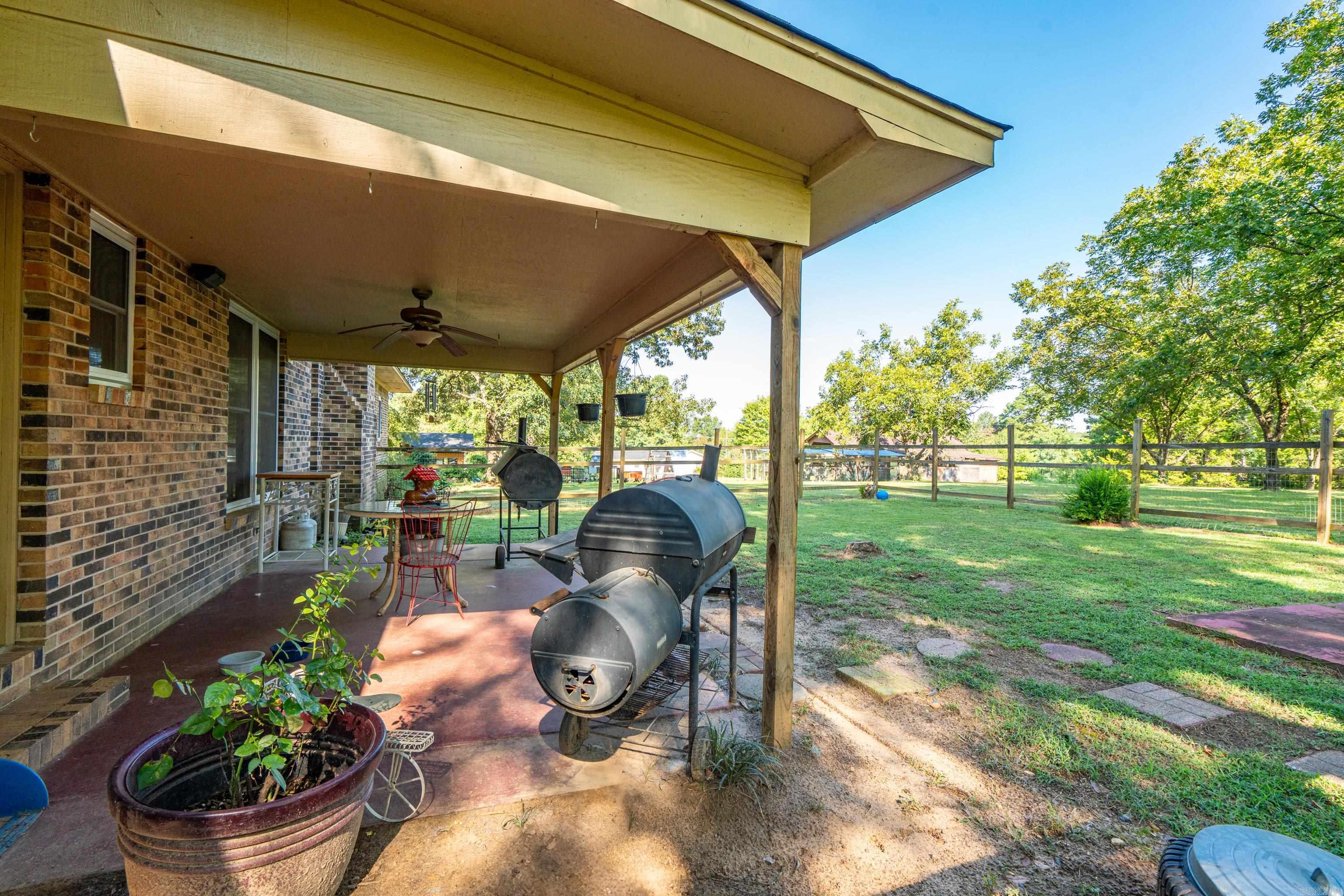 216 Pleasant View Dr  Malvern, AR
