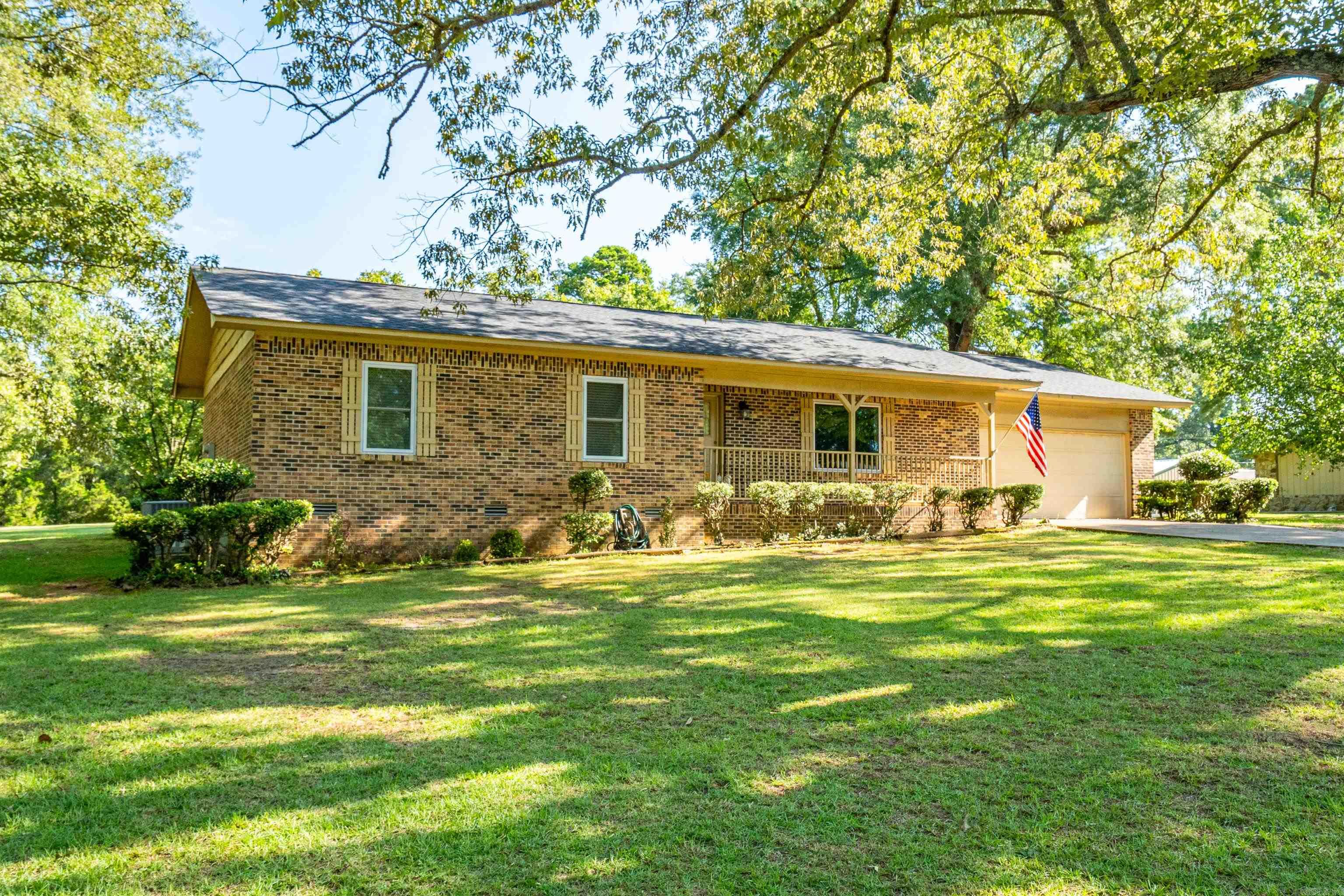 216 Pleasant View Dr  Malvern, AR