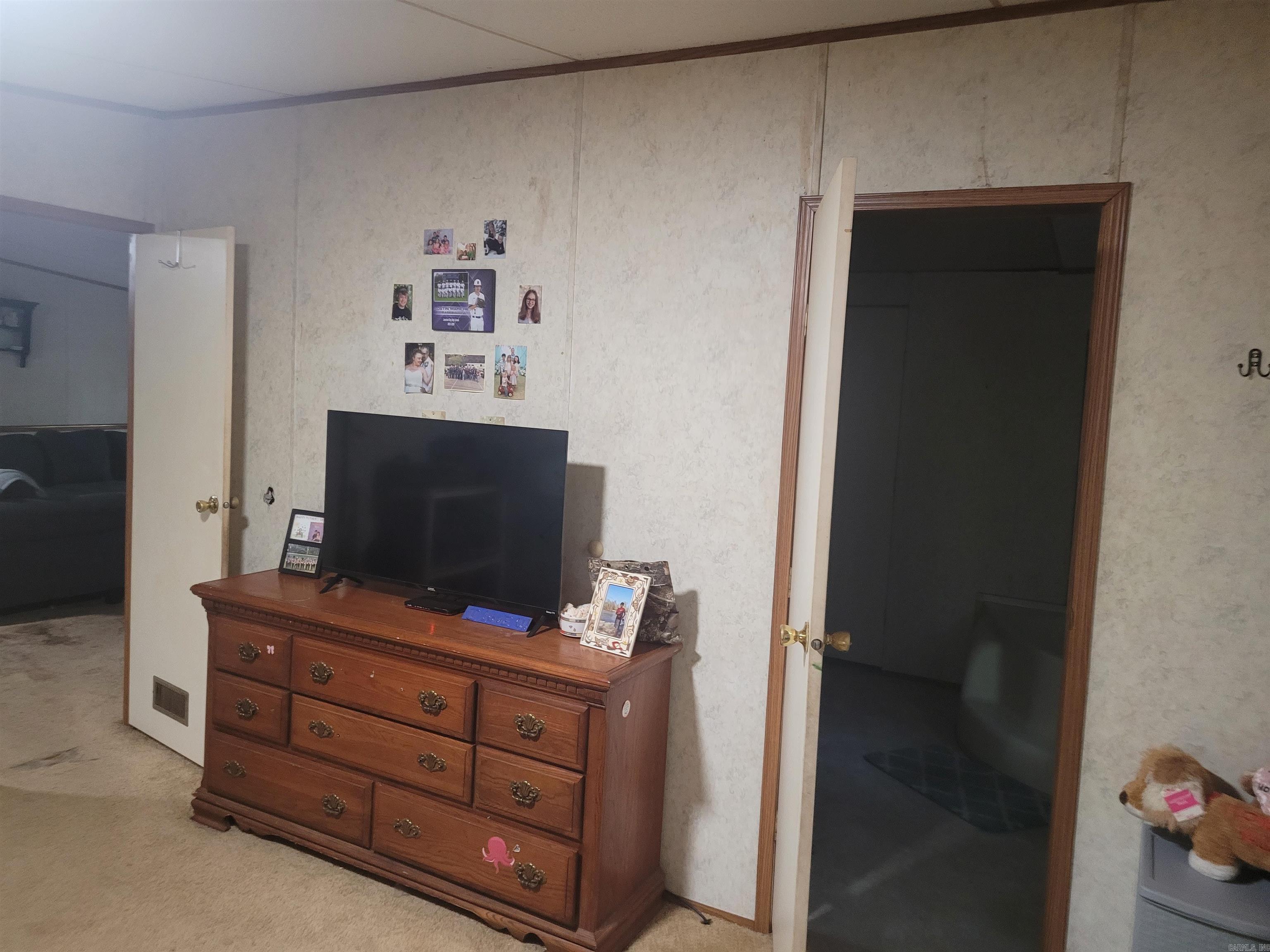3691 E Stateline Rd  Junction City, AR