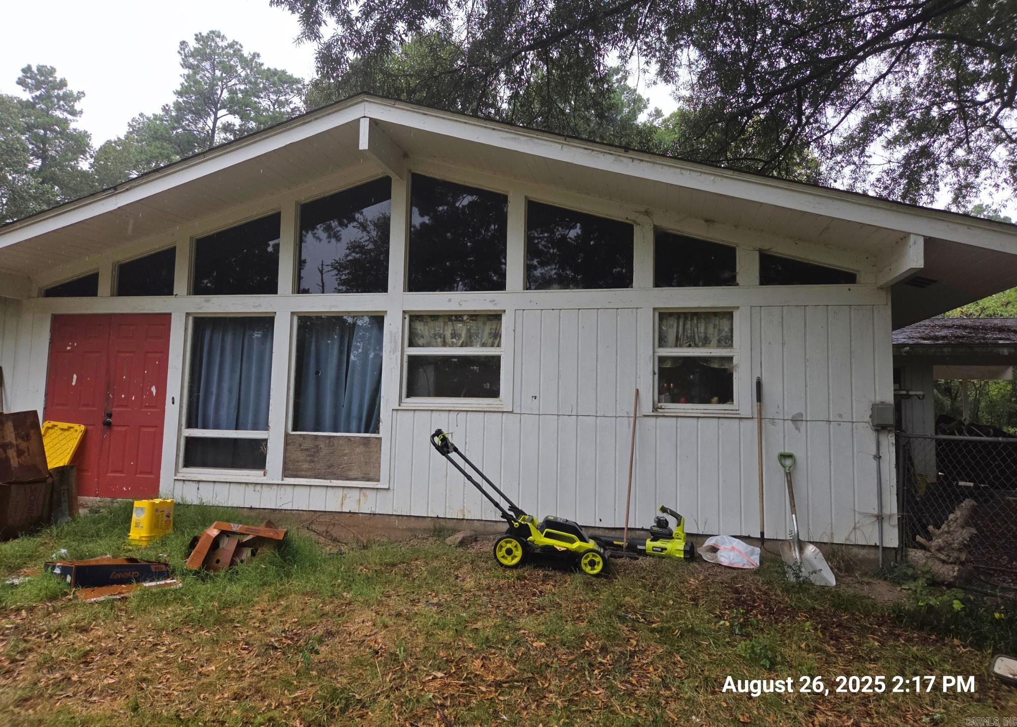 713 E Pine  Prescott, AR