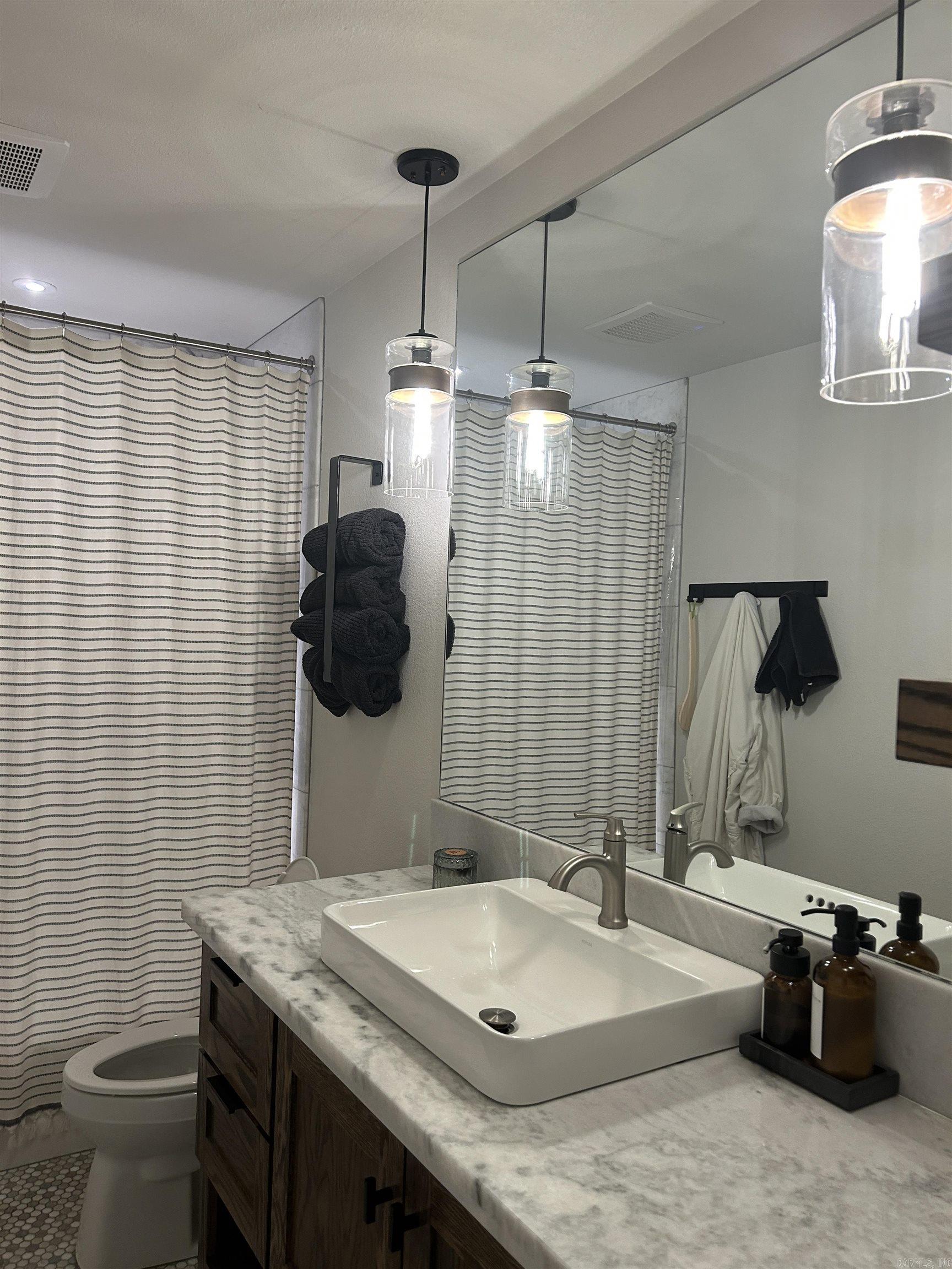 113 Shorthaven Ln Fairfield Bay, AR 72088