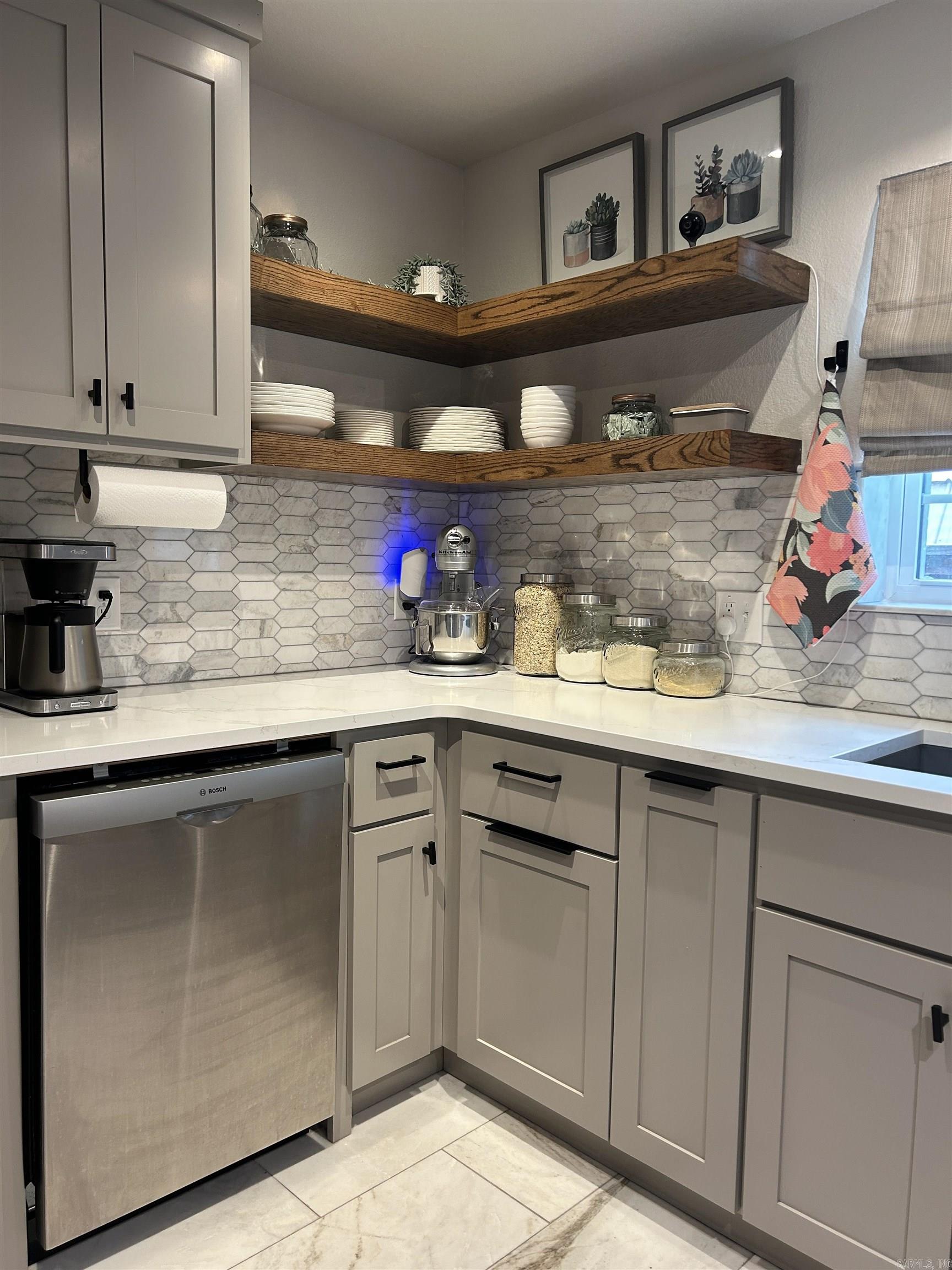 113 Shorthaven Ln Fairfield Bay, AR 72088