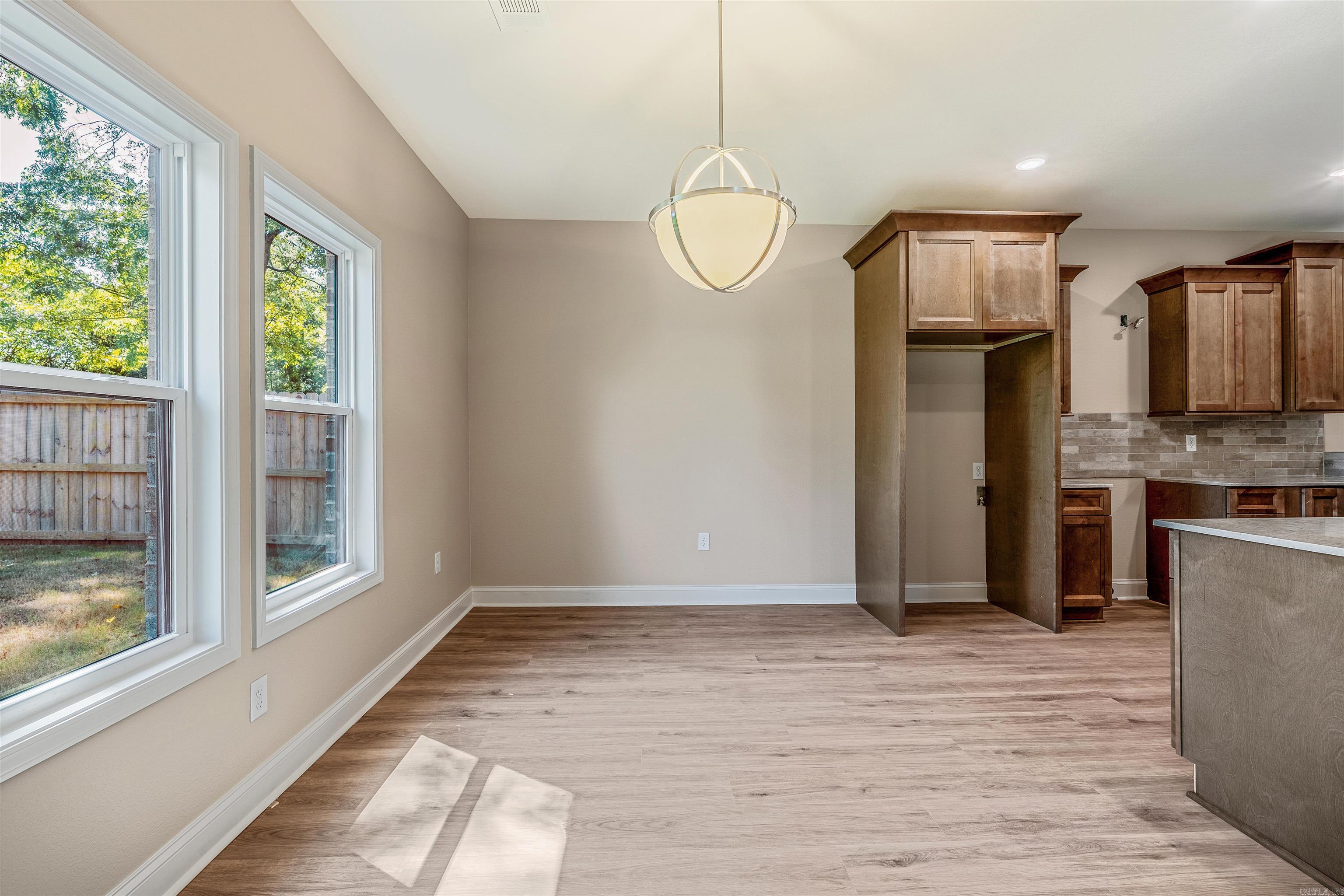 1019 N Jeff Davis  Jacksonville, AR