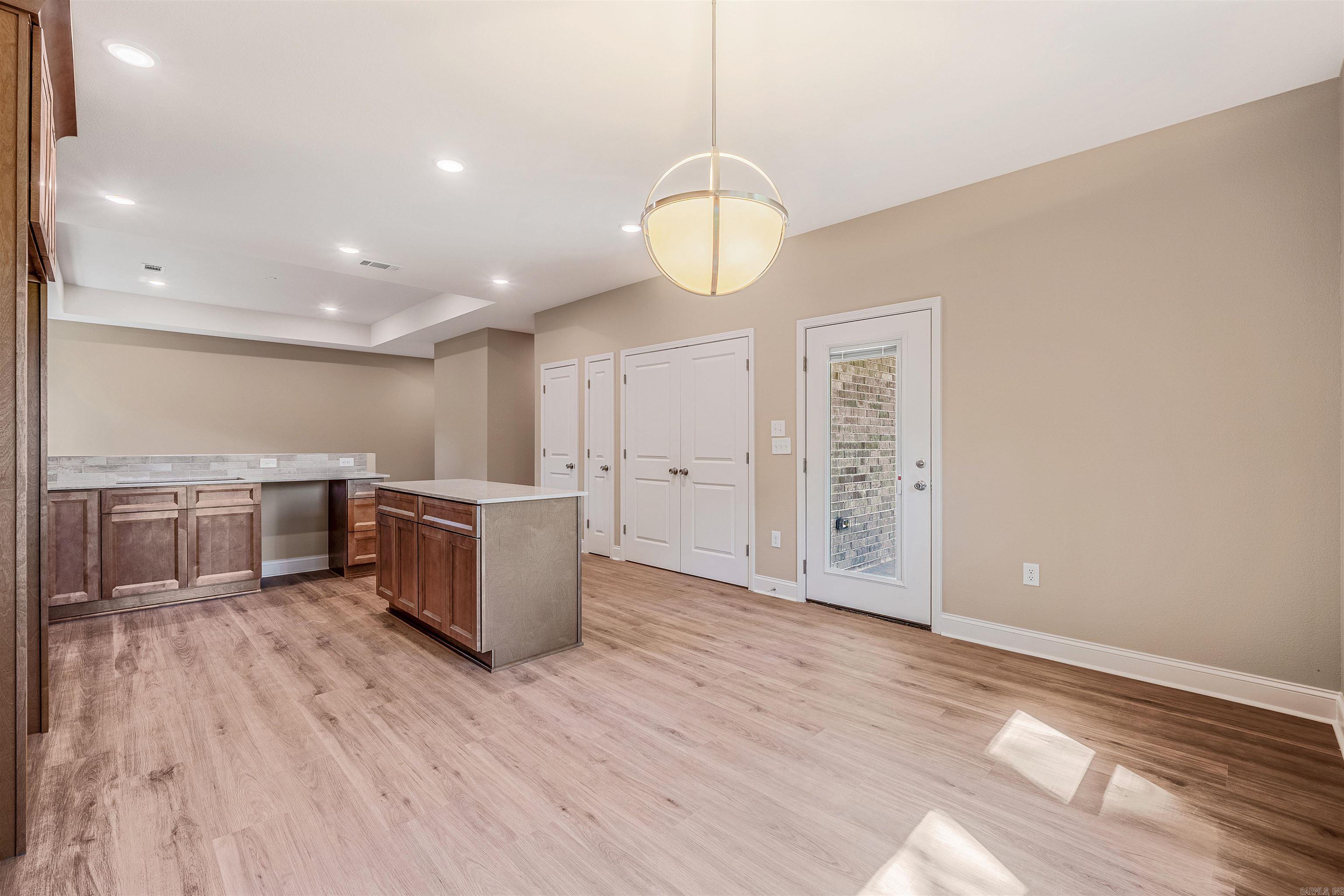 1019 N Jeff Davis  Jacksonville, AR