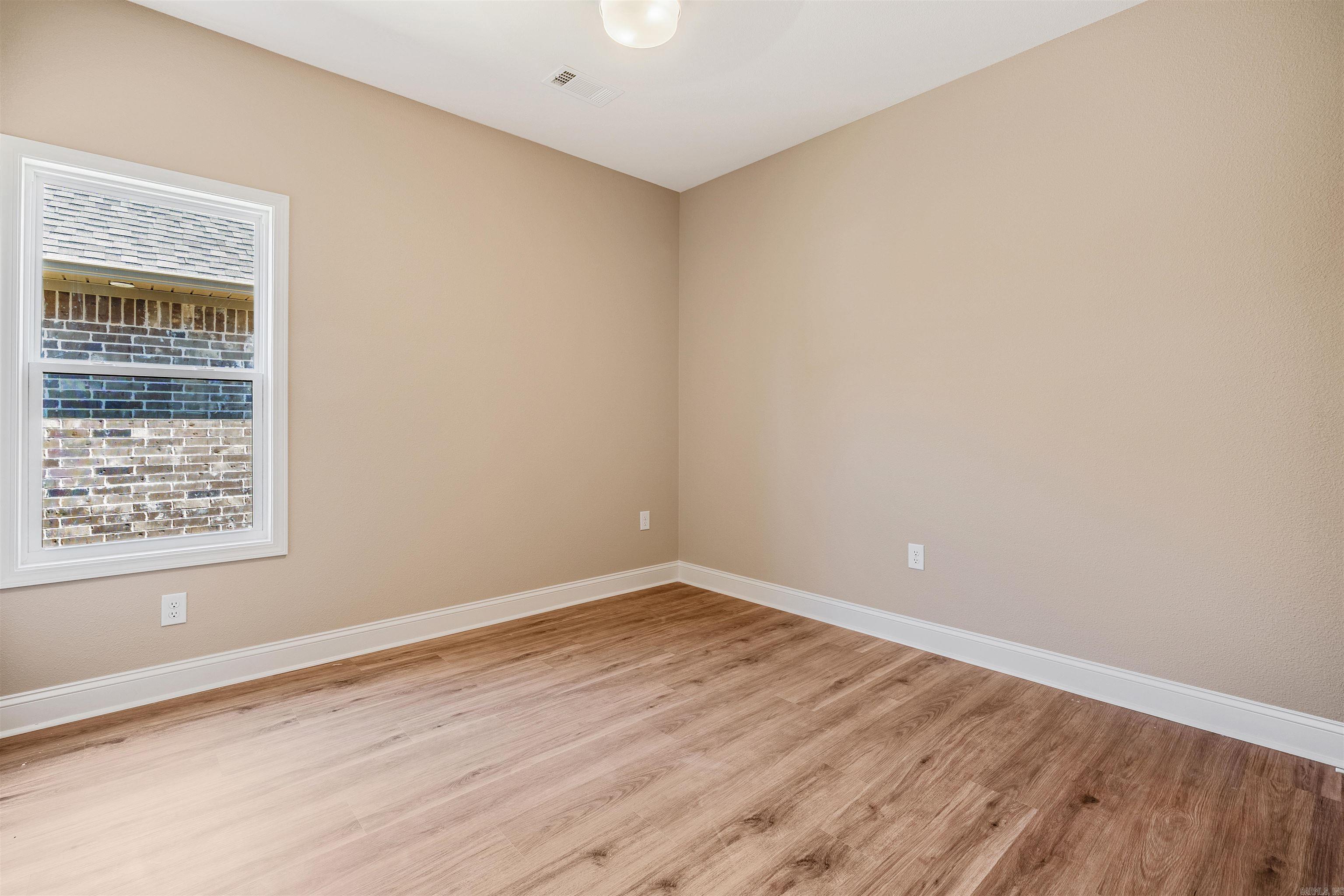 1019 N Jeff Davis  Jacksonville, AR