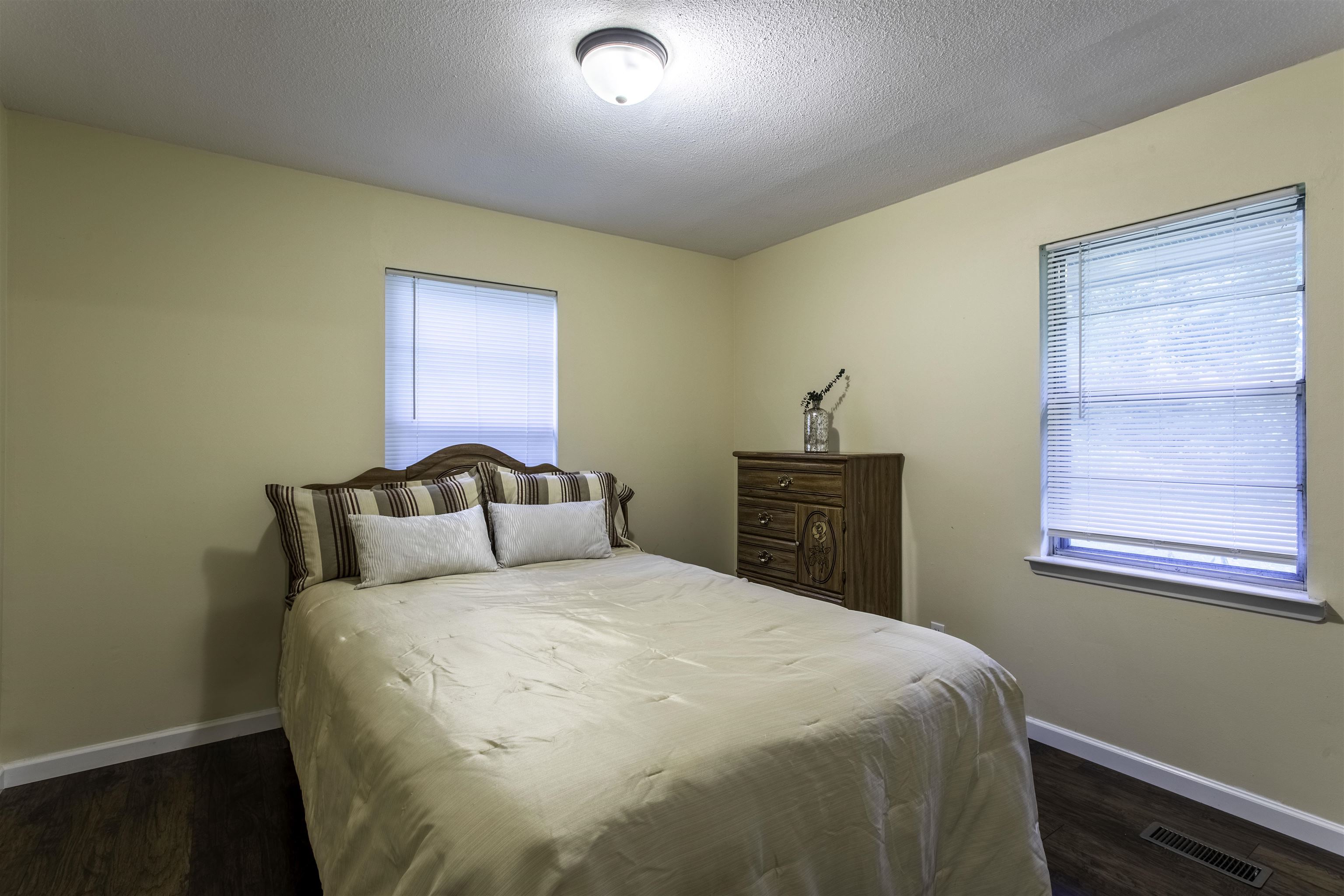 1 Paracas Trace Cherokee Village, AR 72529