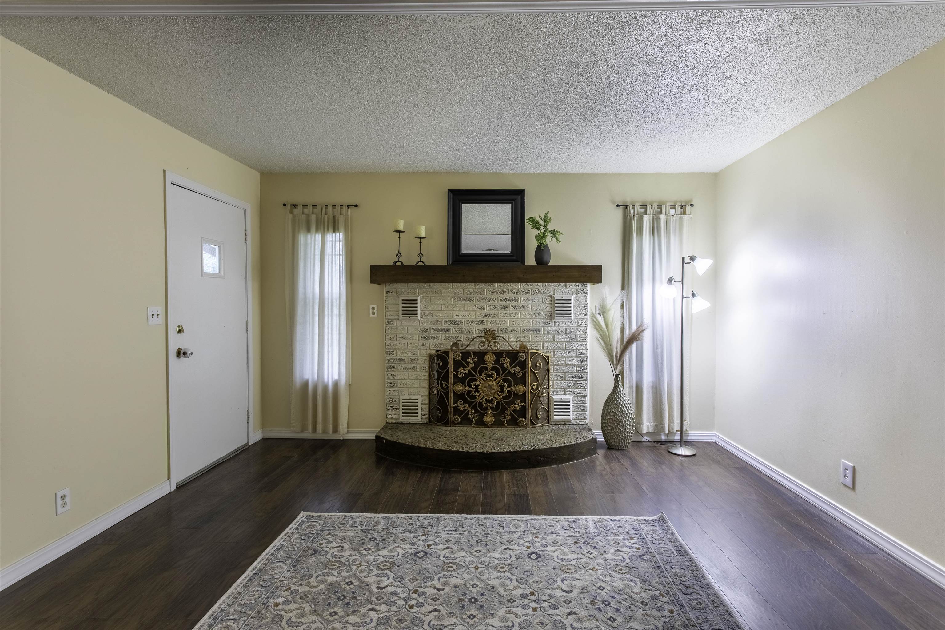 1 Paracas Trace Cherokee Village, AR 72529