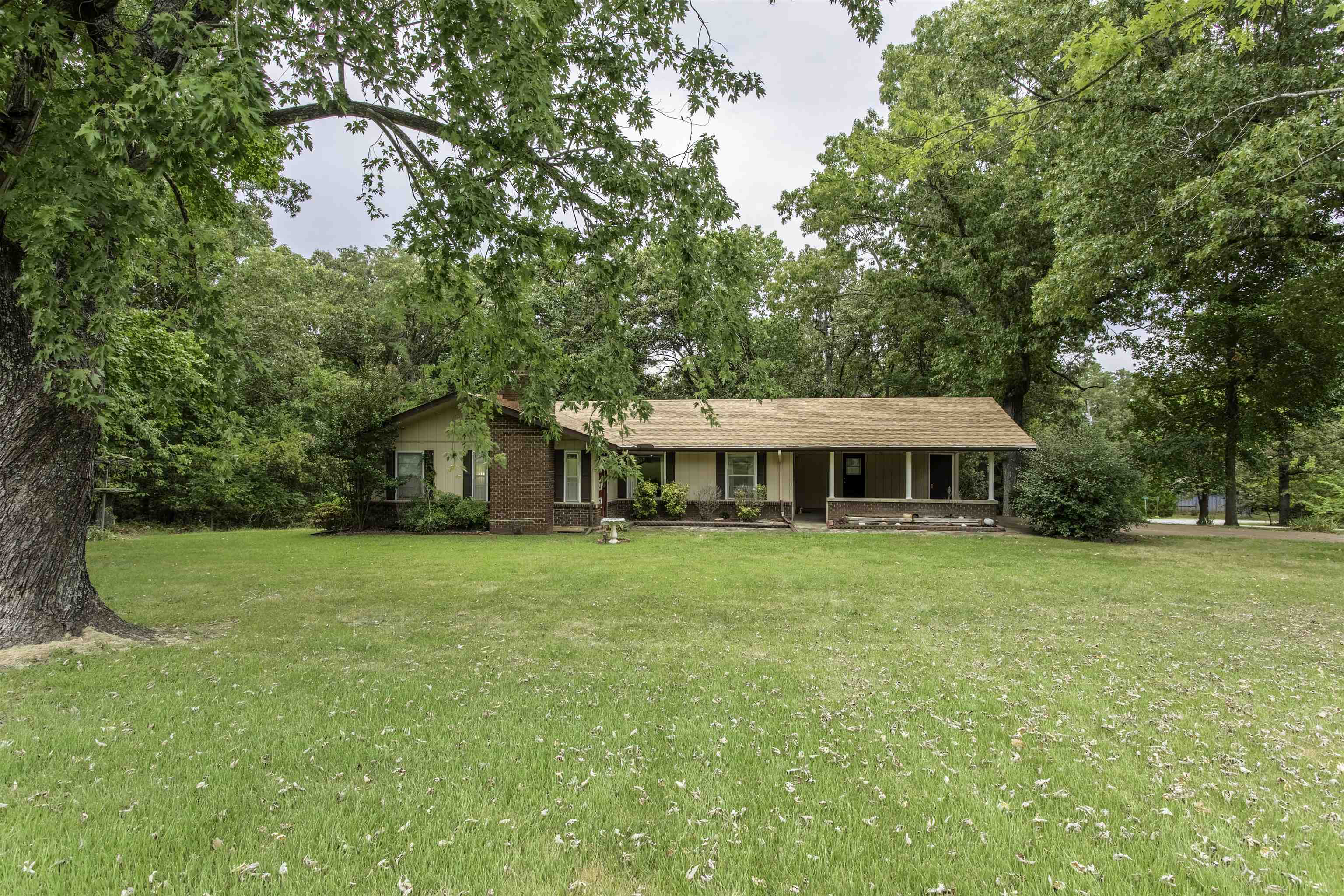 1 Paracas Trace Cherokee Village, AR 72529