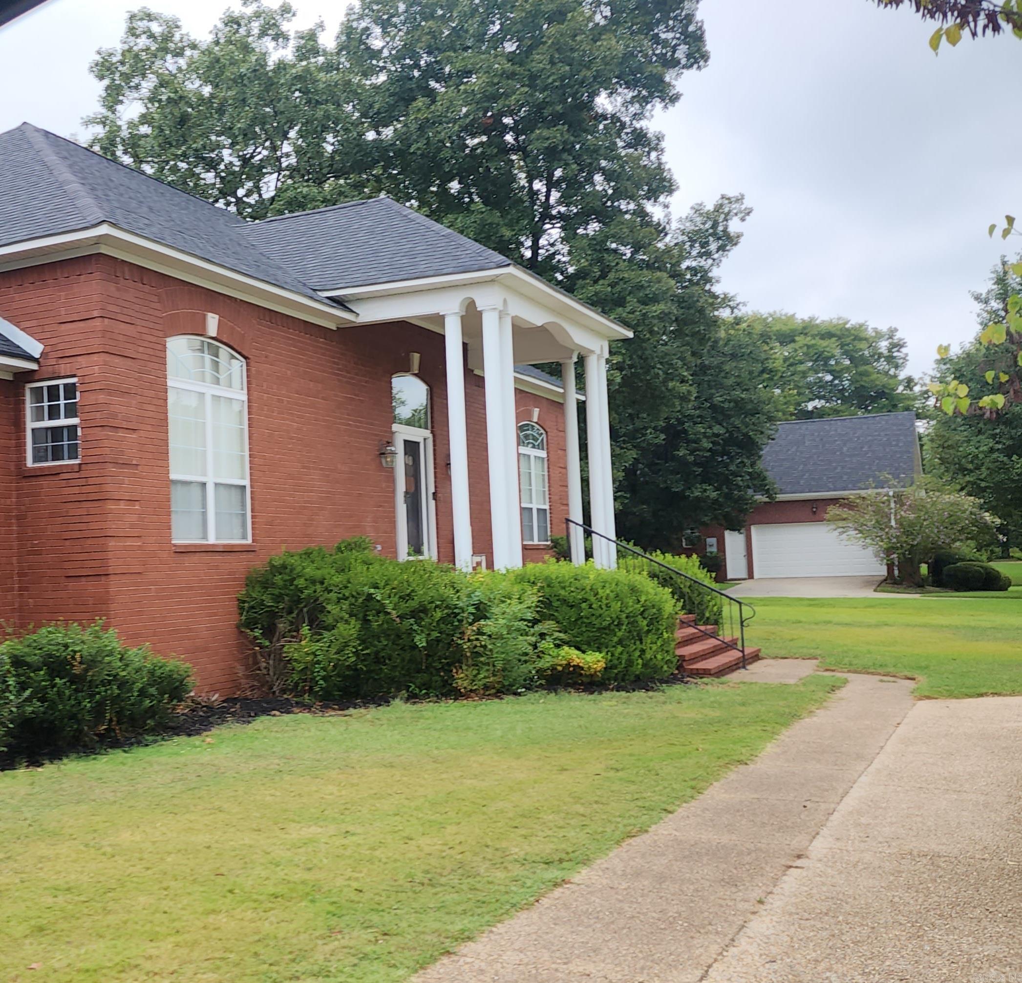 146 White Eagle  Hot Springs, AR