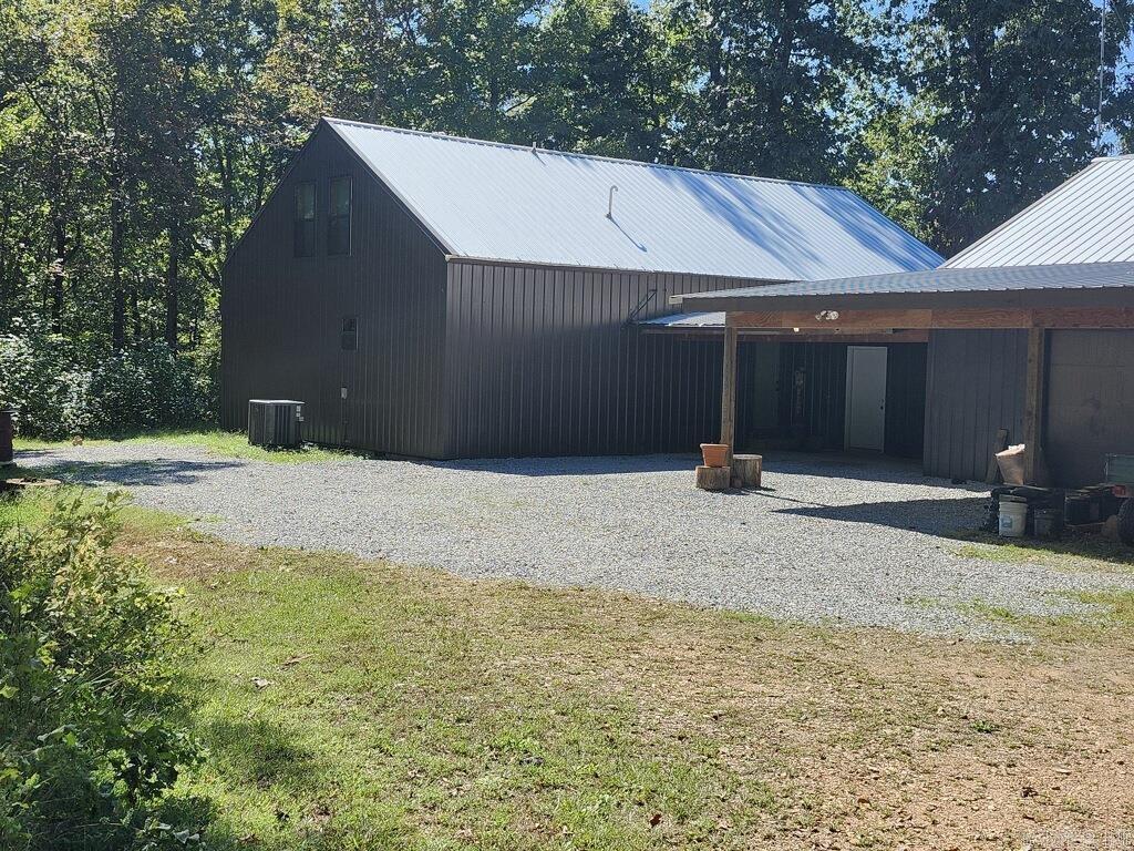1381 Mitchell  Mountain View, AR