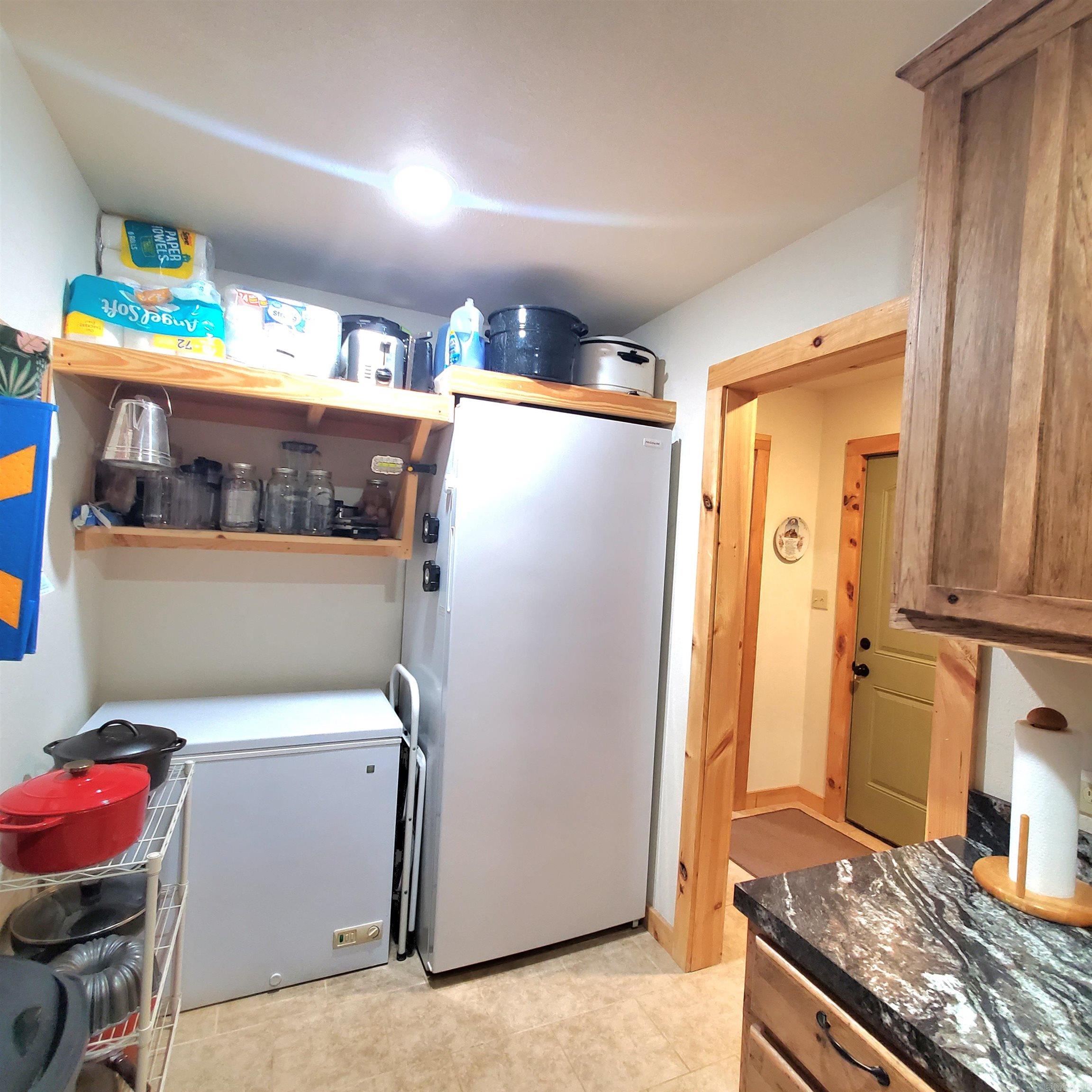 1381 Mitchell  Mountain View, AR