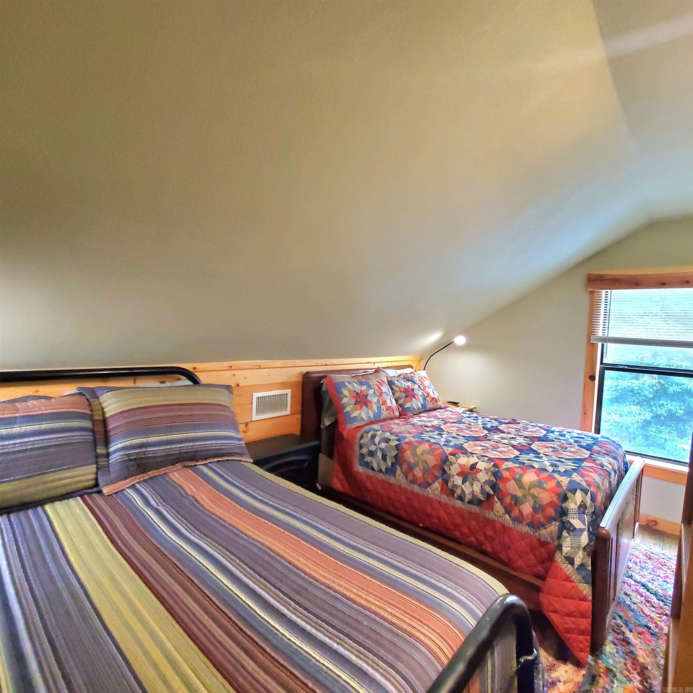 1381 Mitchell  Mountain View, AR