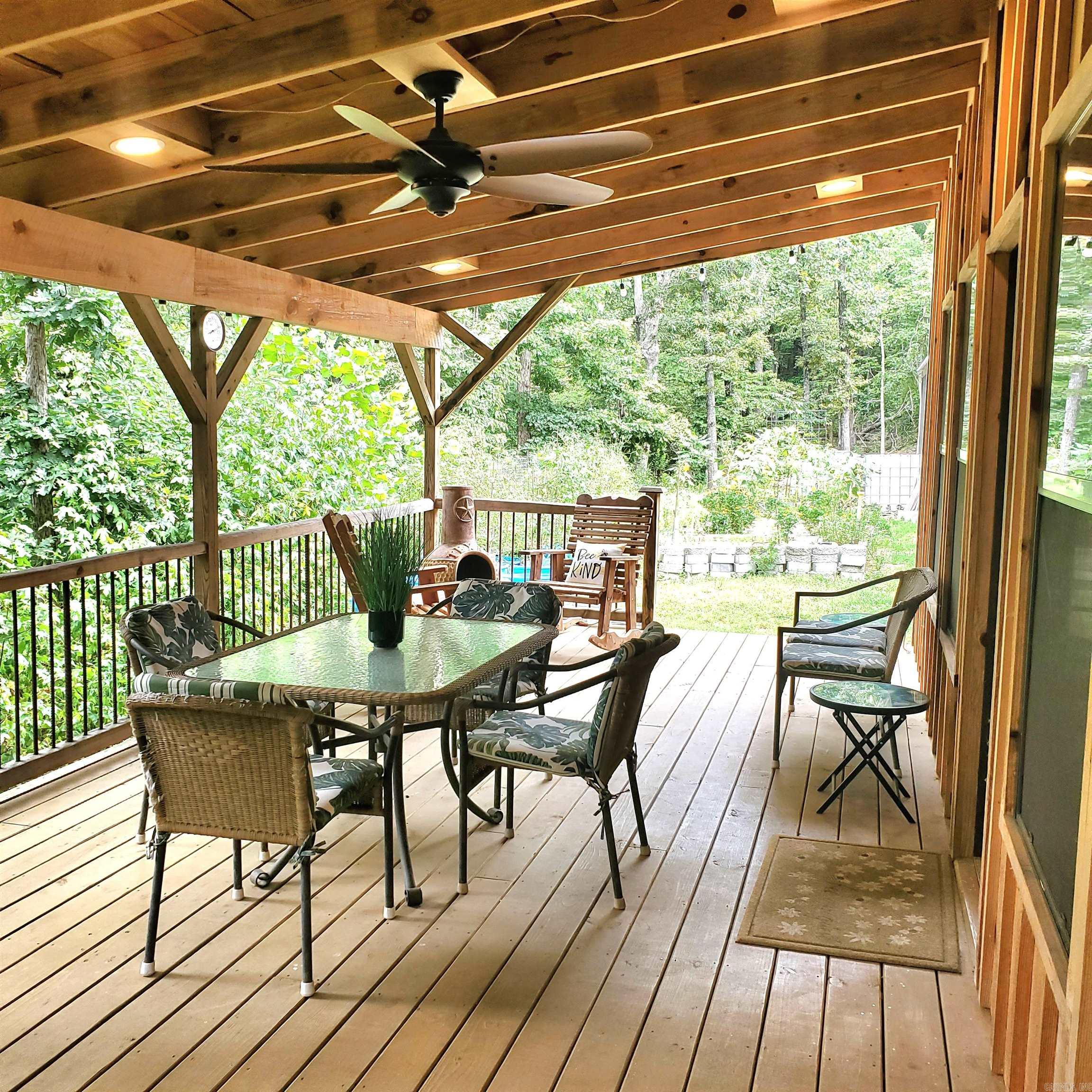 1381 Mitchell  Mountain View, AR