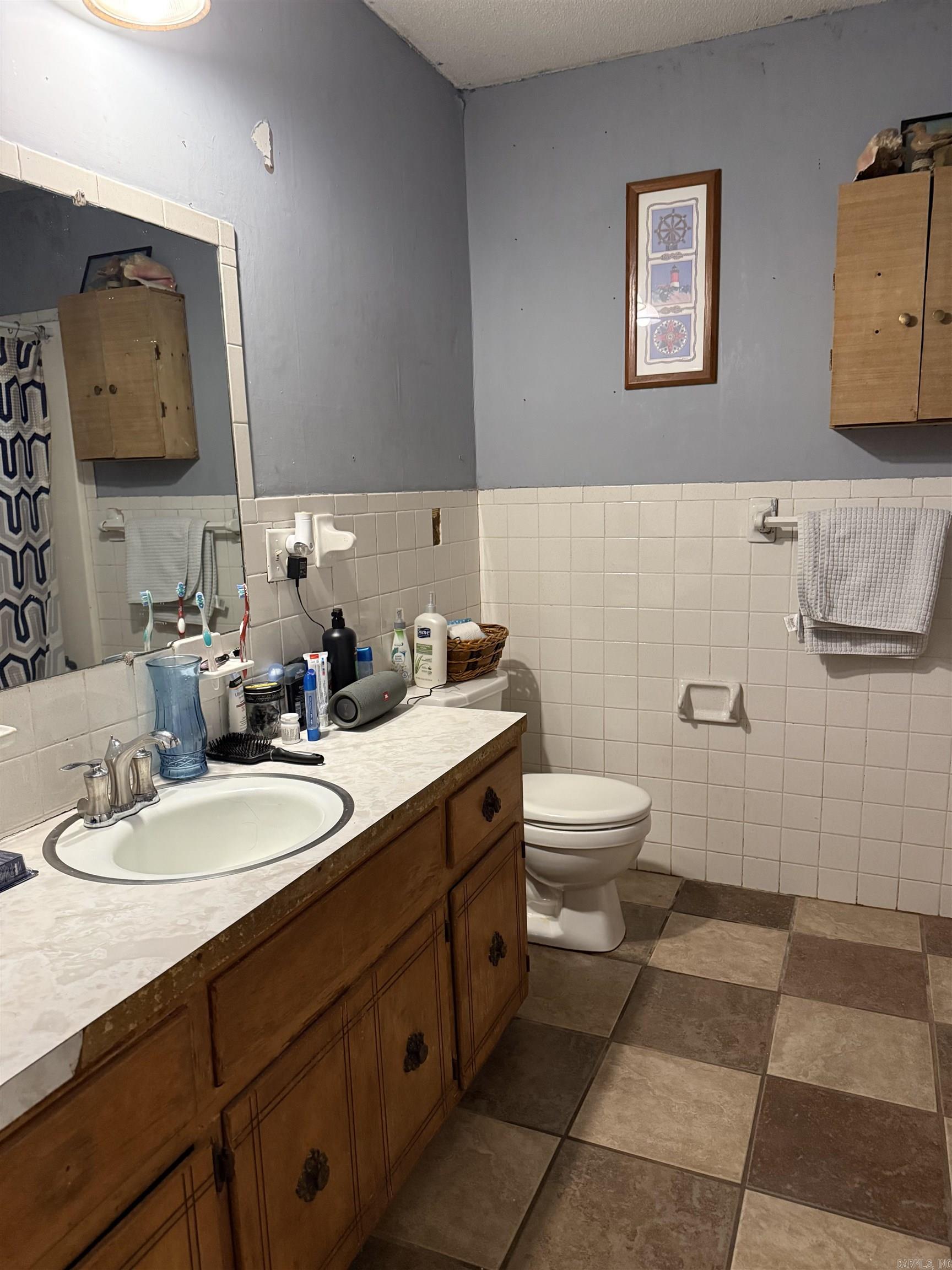 810 E 8th  Rector, AR