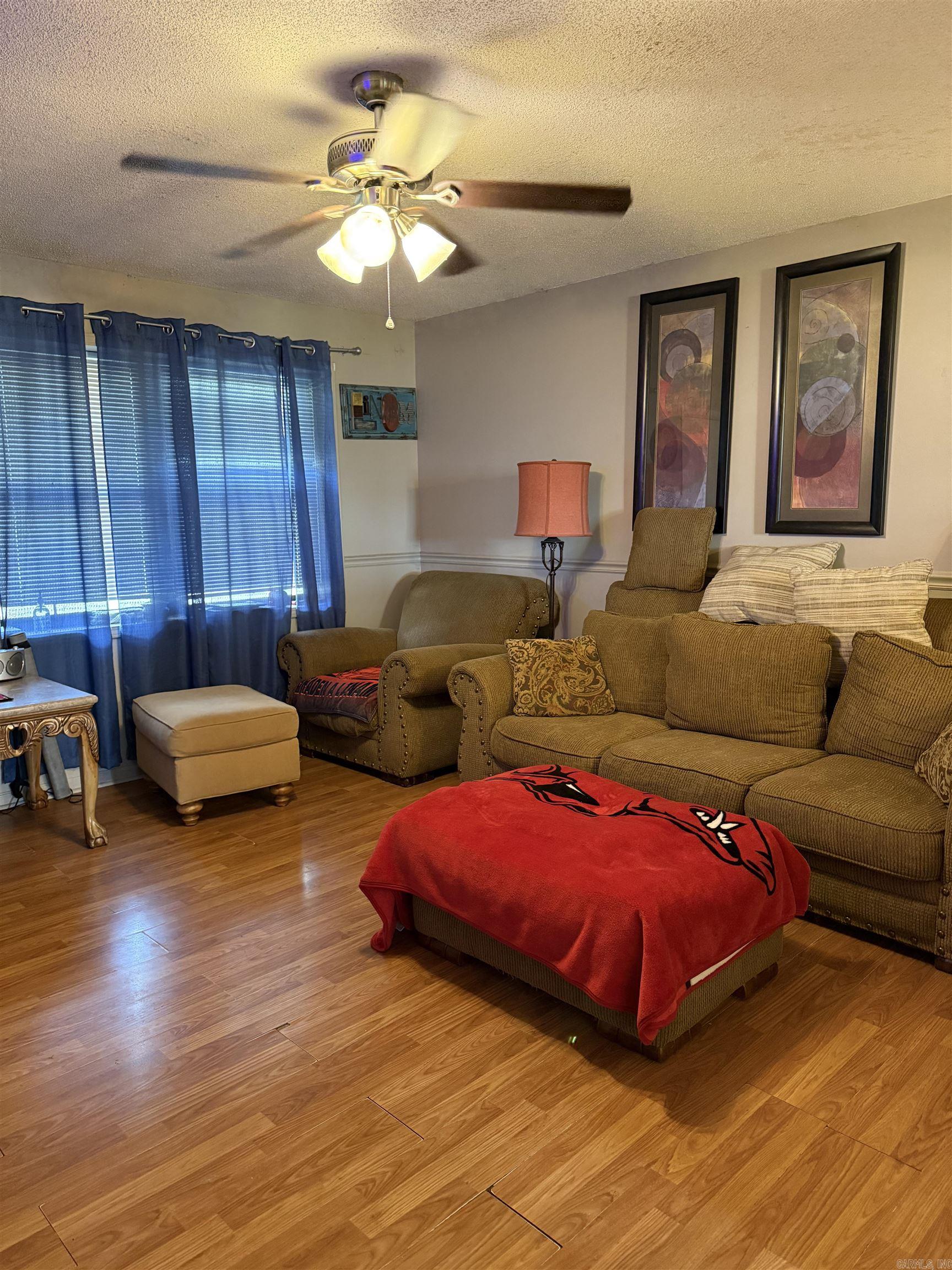 810 E 8th  Rector, AR