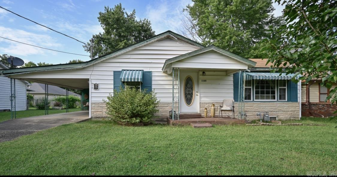 1105 Oak Grove Mena, AR 71953