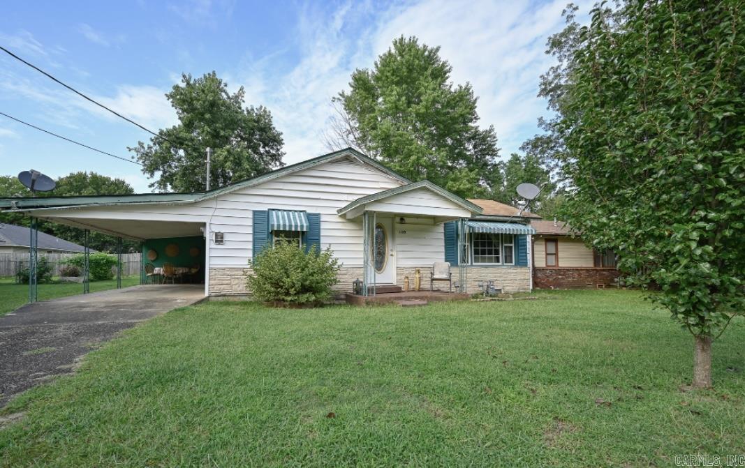 1105 Oak Grove Mena, AR 71953